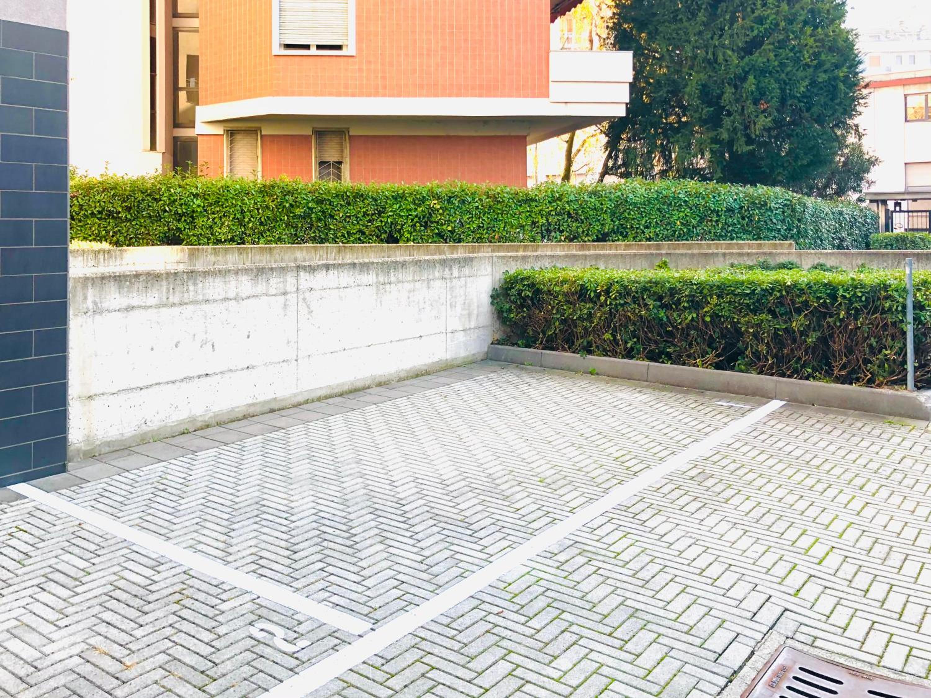 Stepandgo Milano Navigli