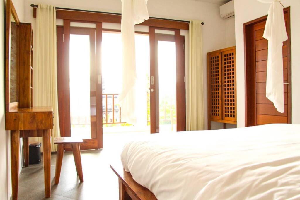 Oasis Villa - Padonan