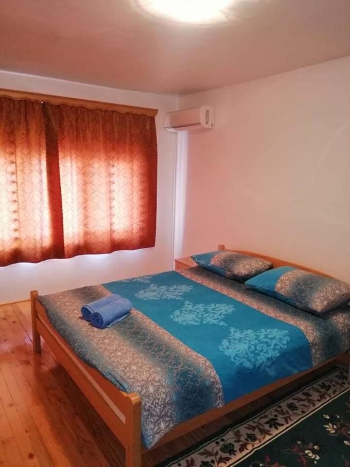 Sam guest house