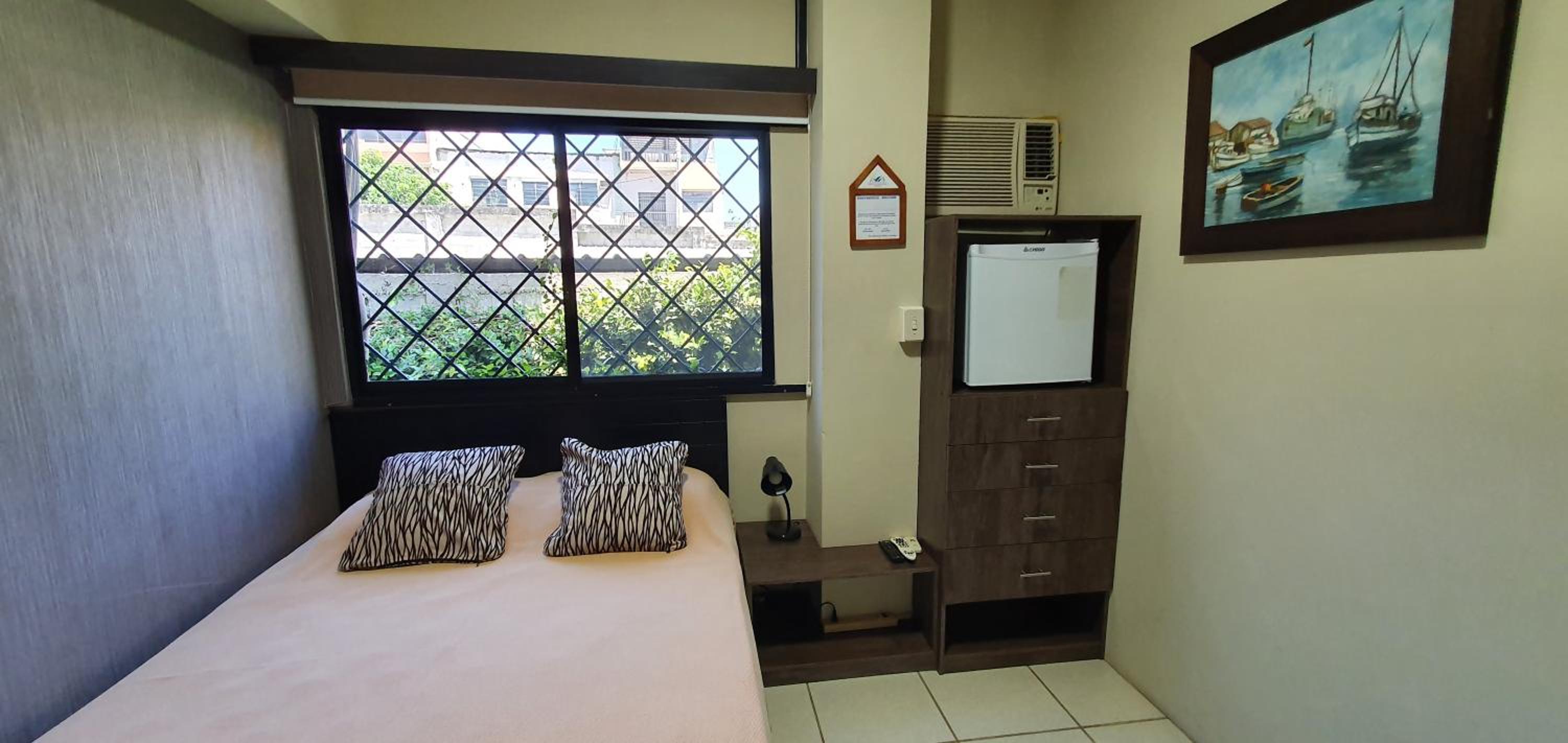 Apartamento habitación pequeña para ejecutivos o parejas view 2
