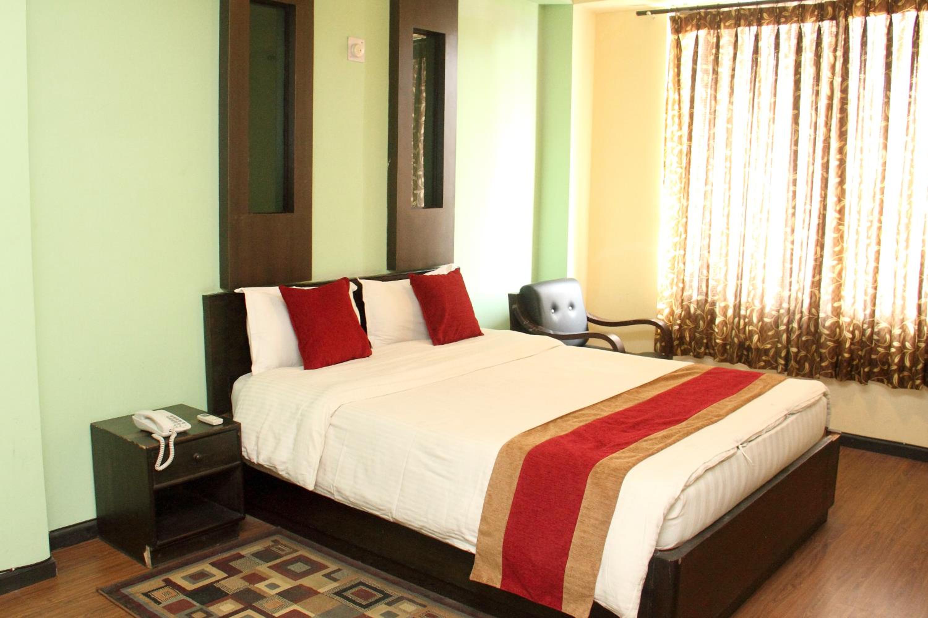 Hotel Family Home