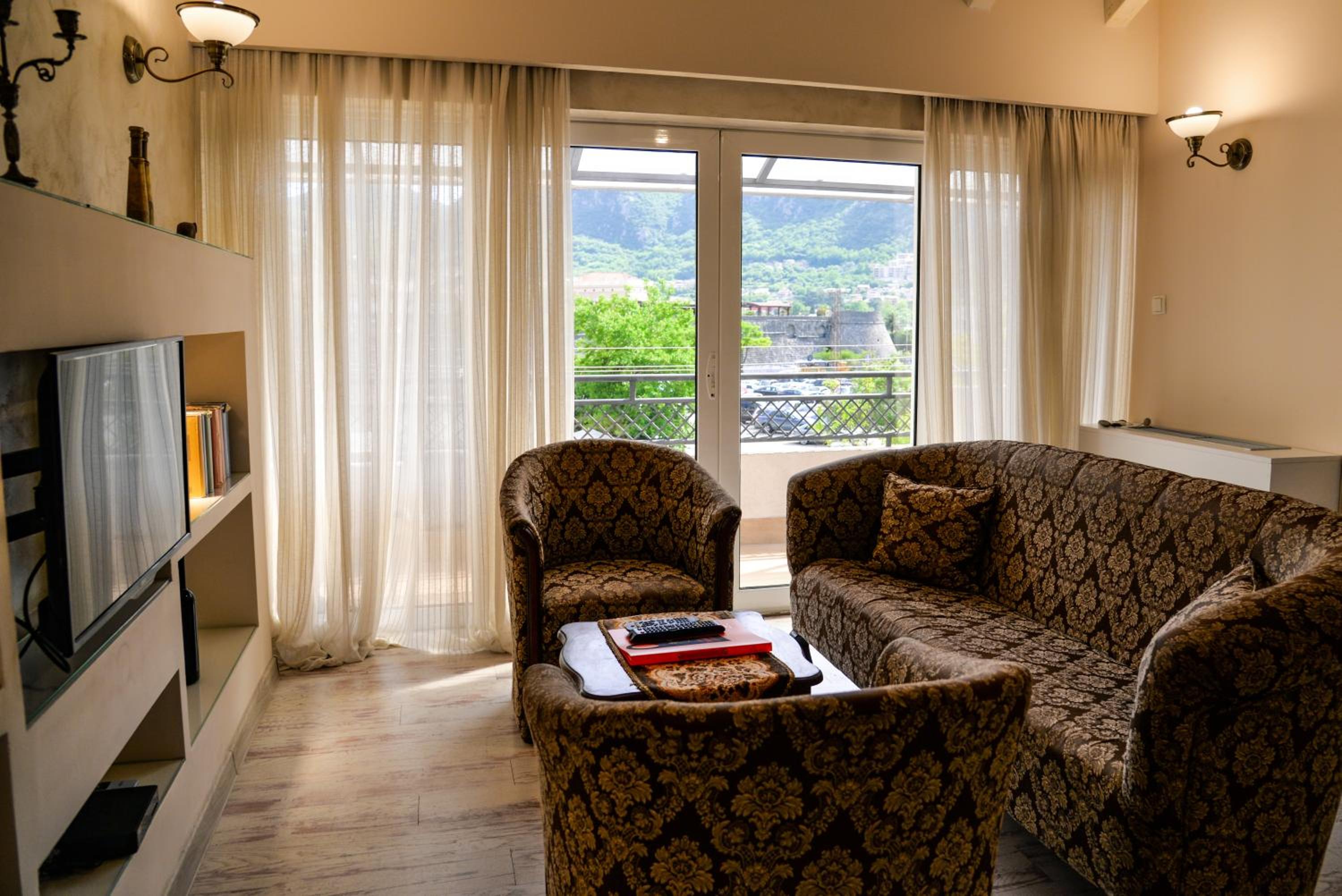 Bofima Apartments