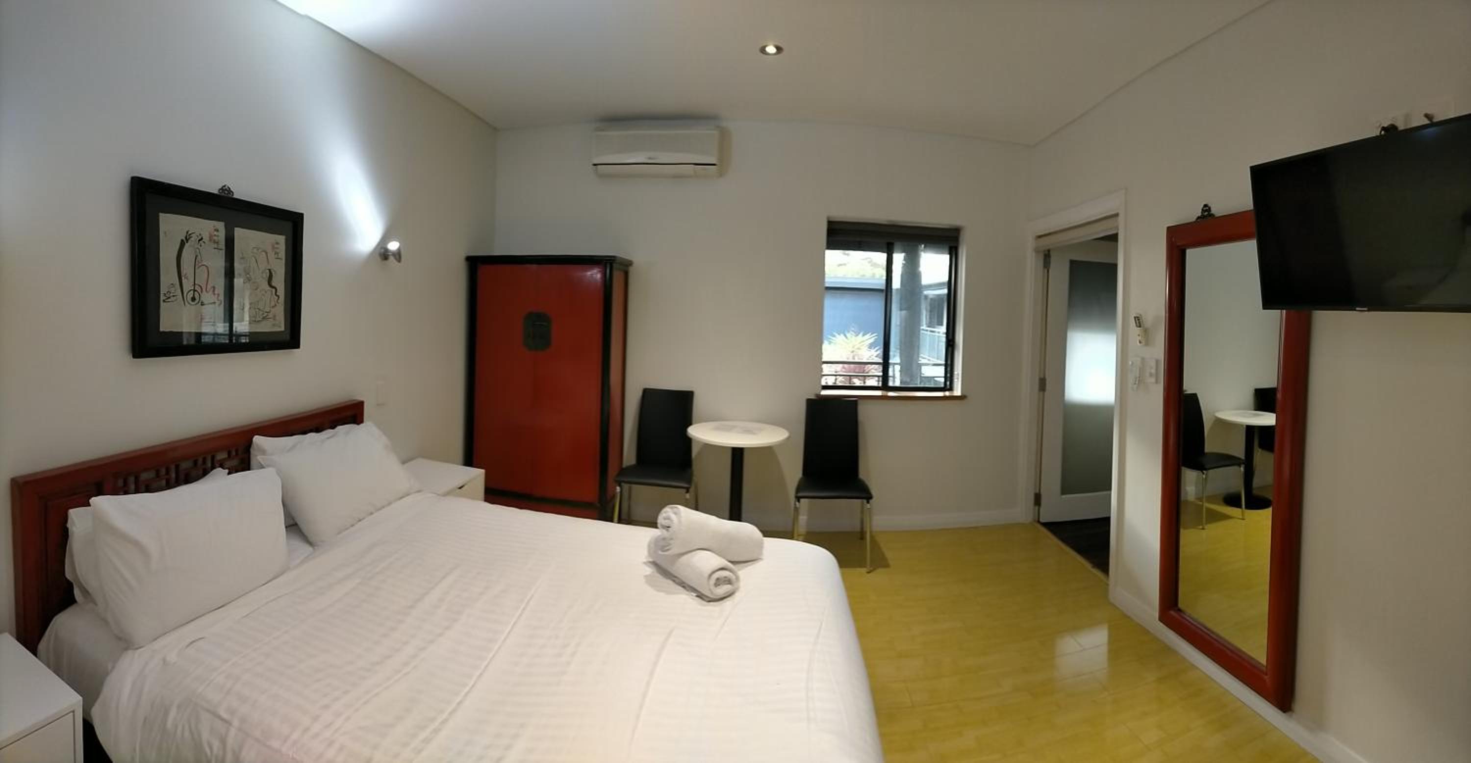 hotel room