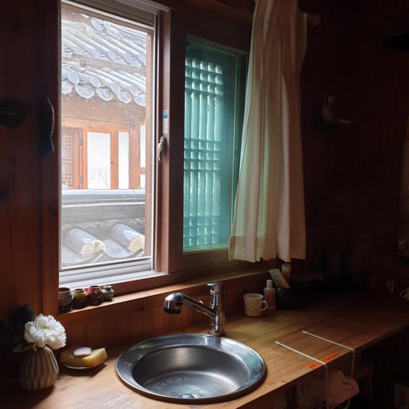 Jeonju Hanok Village Jamanjae