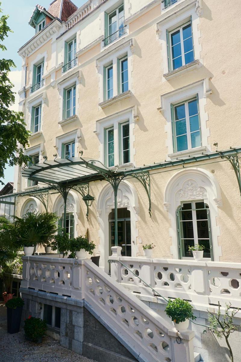 hotel building