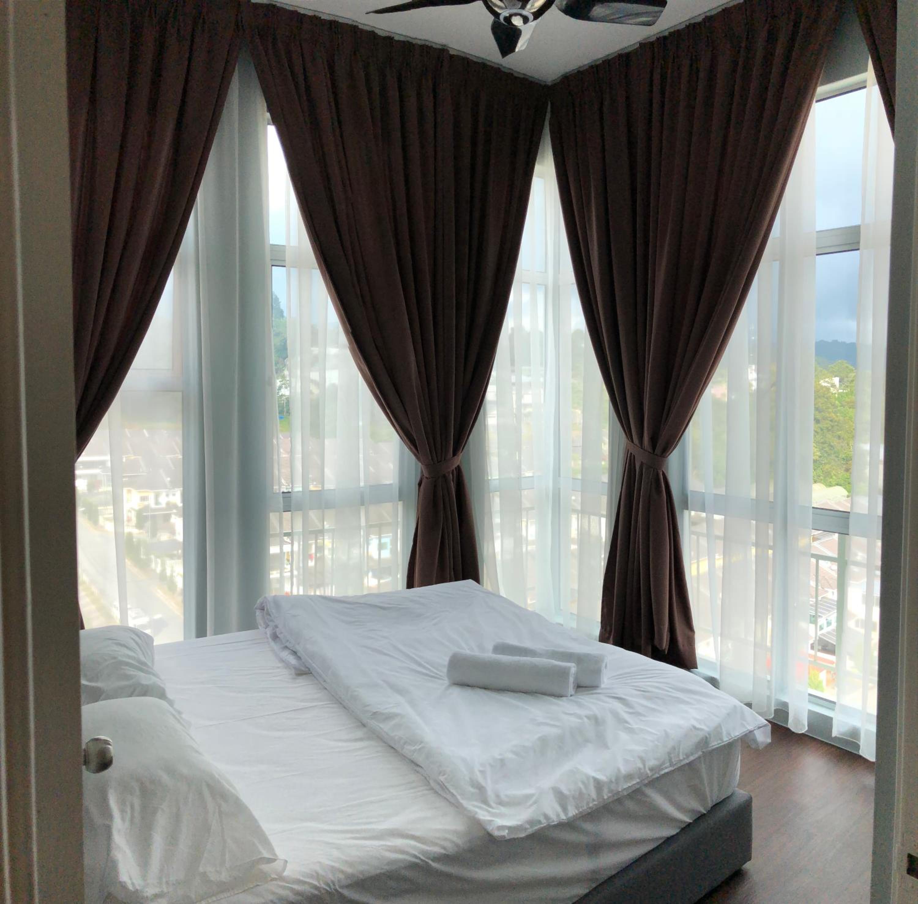 Play Residence at Golden Hills photo 3