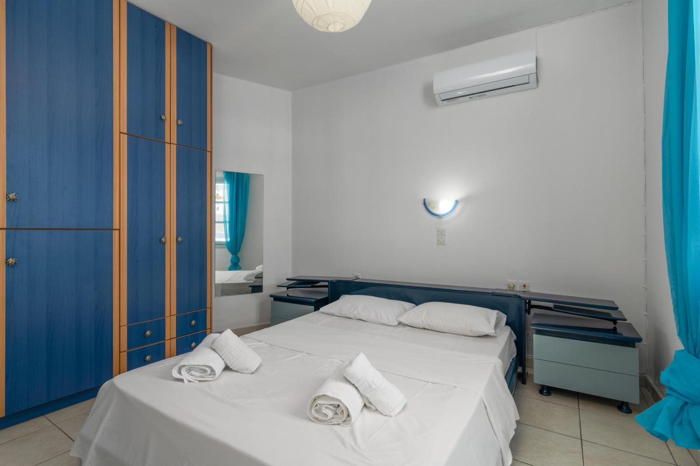 Stefania's Cycladic Apartments I