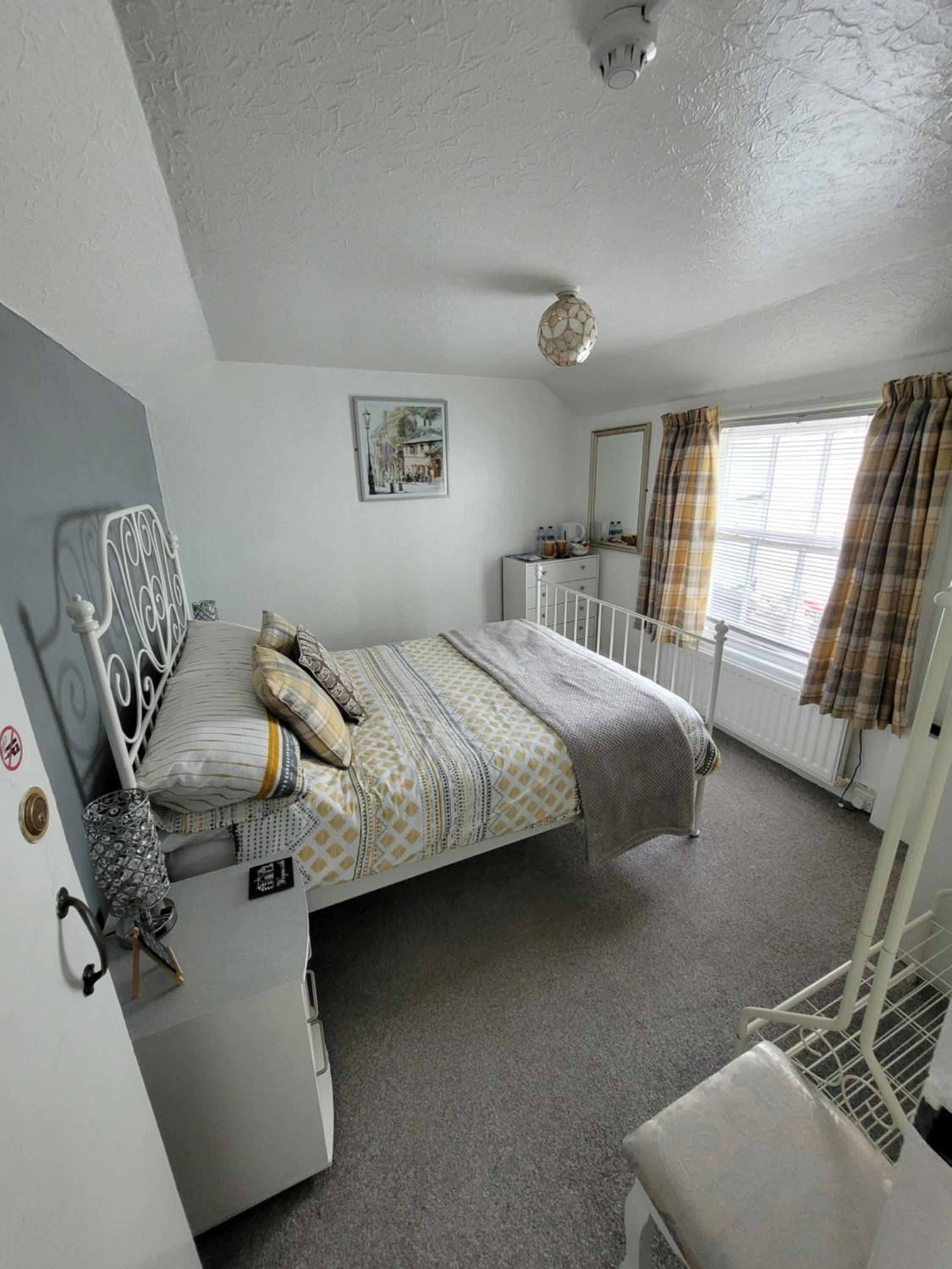 Lyndale Guest House