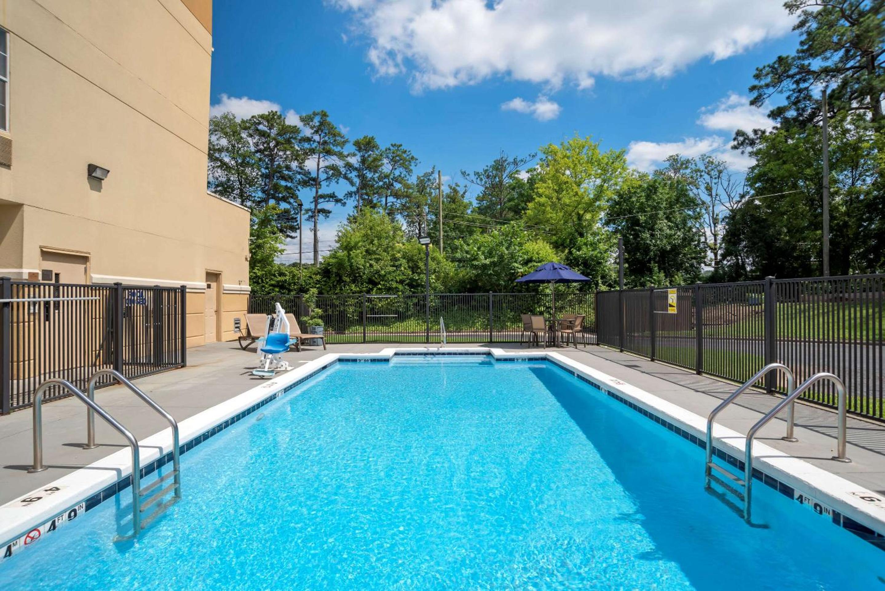 Birmingham Vacations - Comfort Inn Birmingham - Irondale - Property Image 5