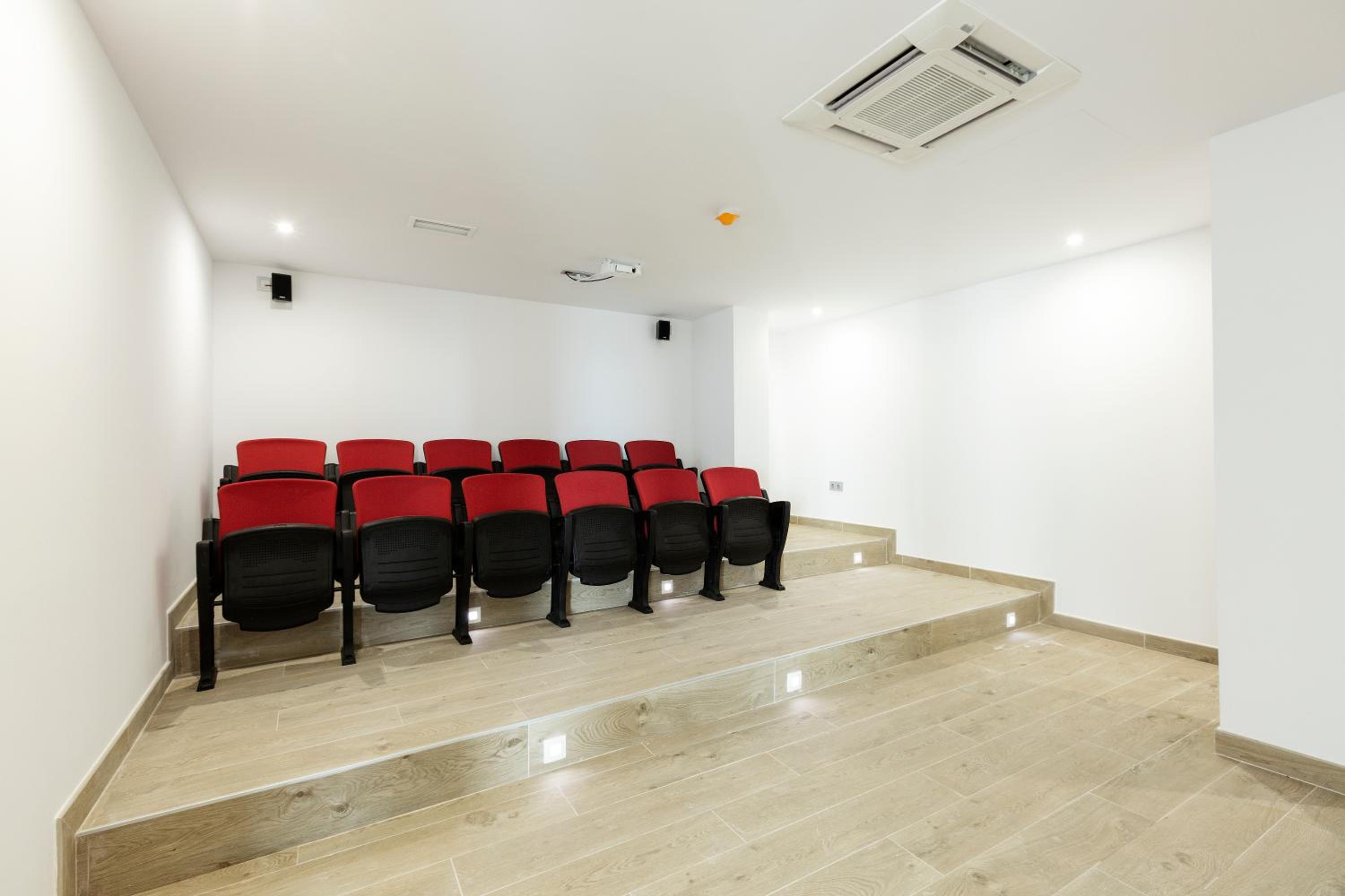 meeting & event spaces