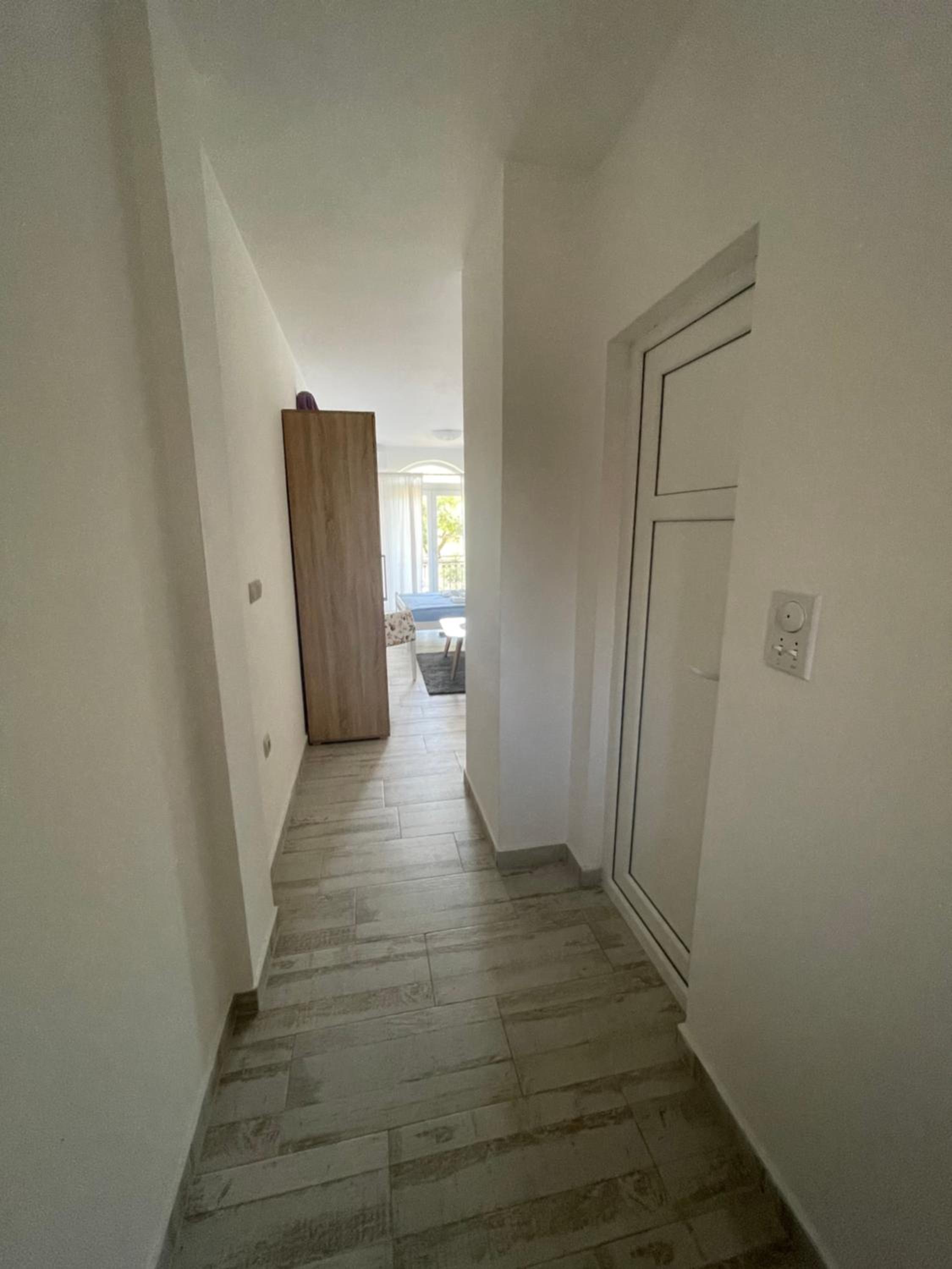 Luna Apartments