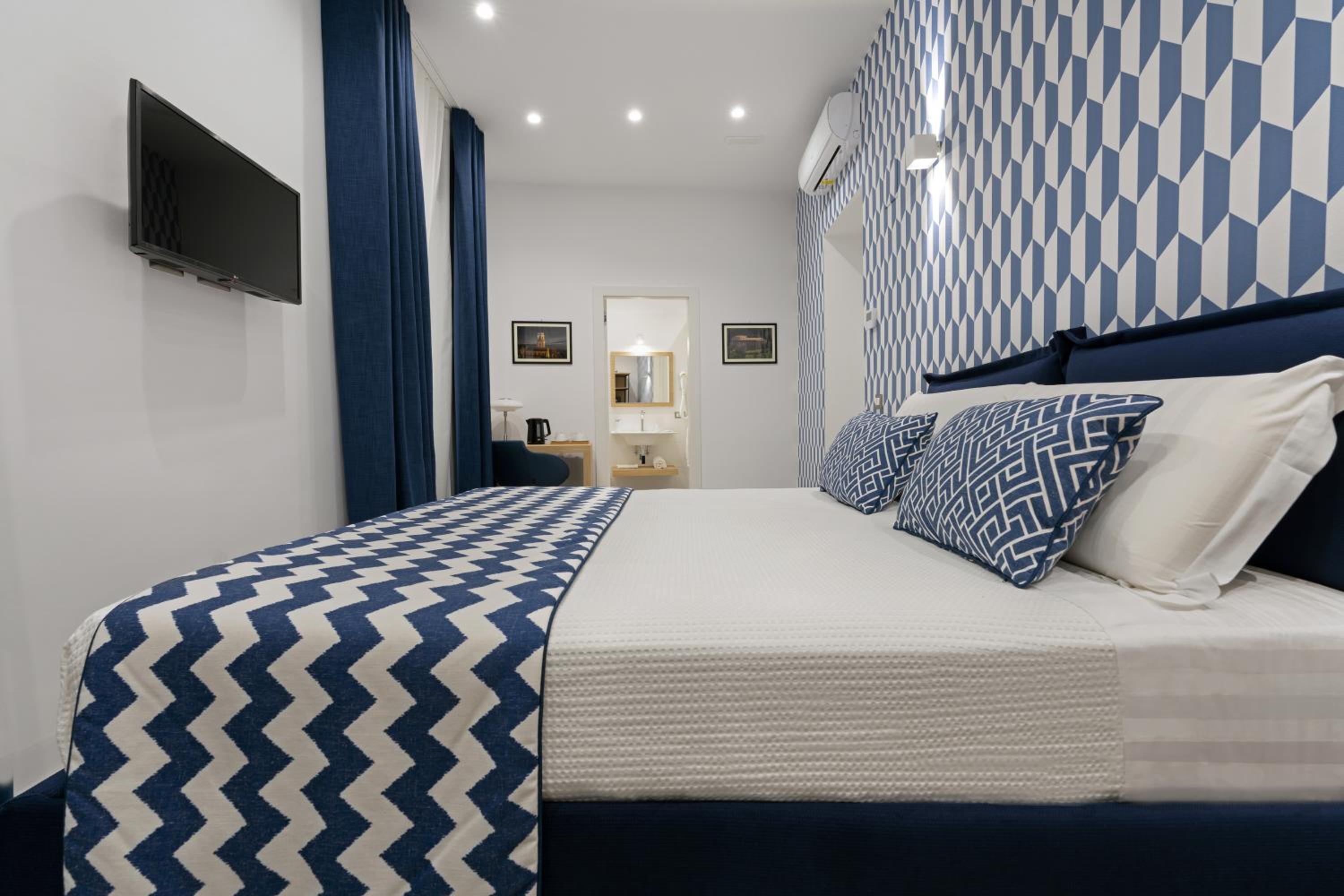 HSuites Luxury B&B photo 5