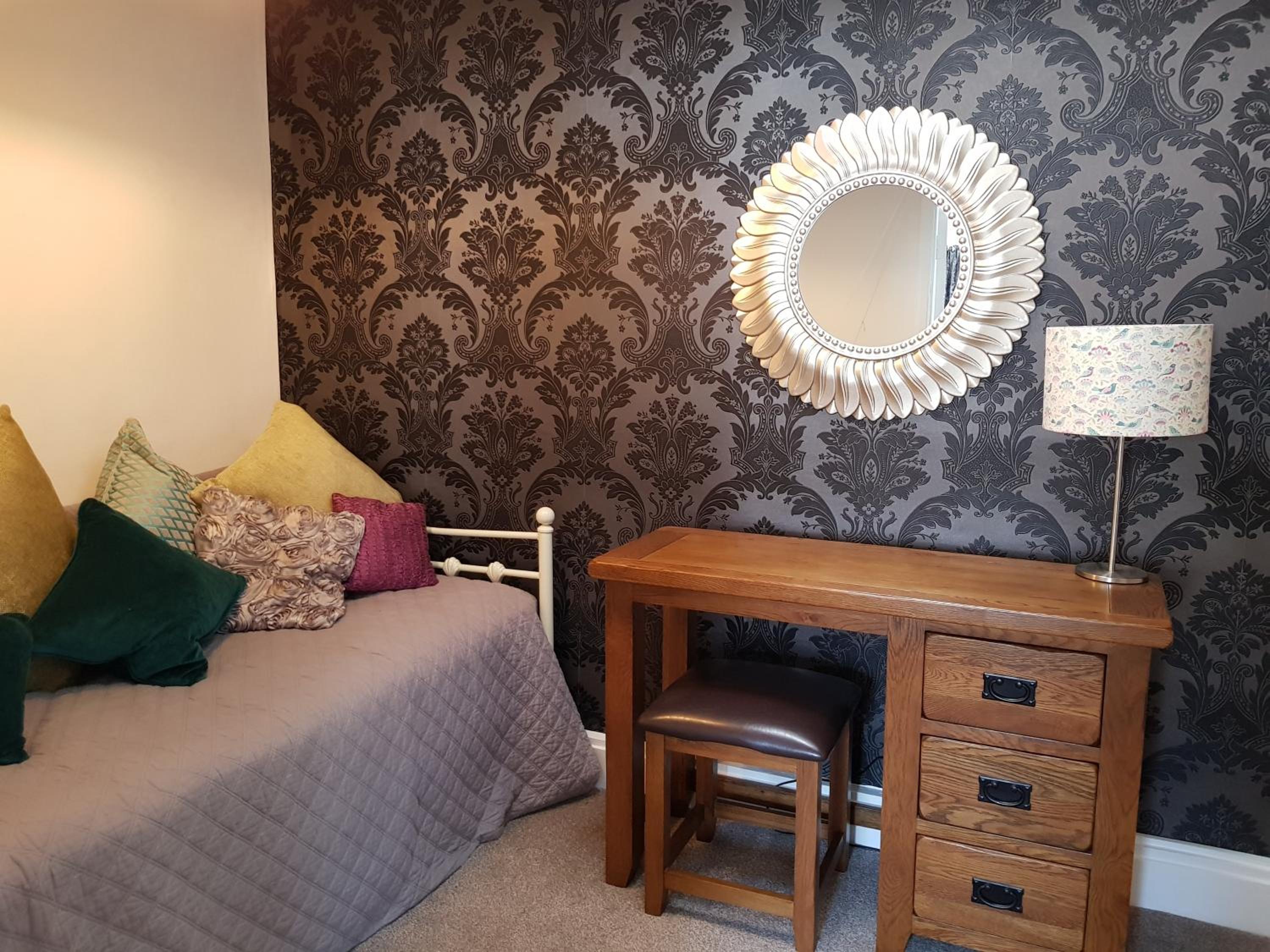 Ty Helyg Guest House
