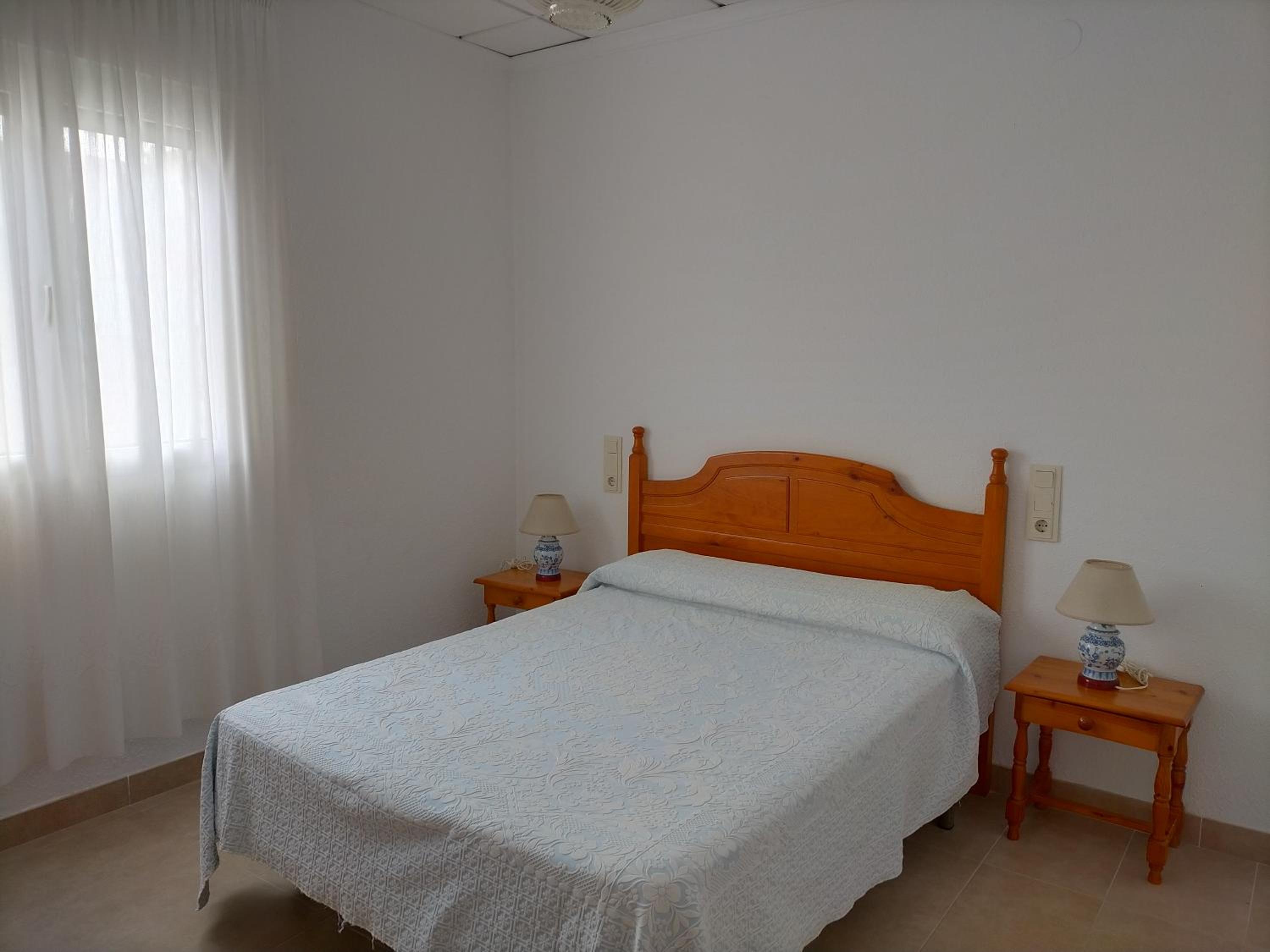 apartamento con aire acondicionado de tres dormitorios en el centro y junto a la playa photo 4