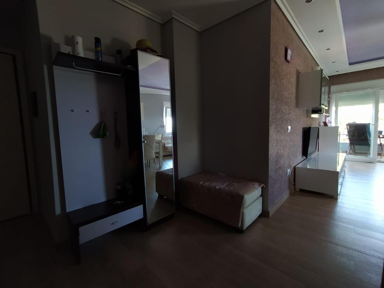 Mia's Sea View Apartment