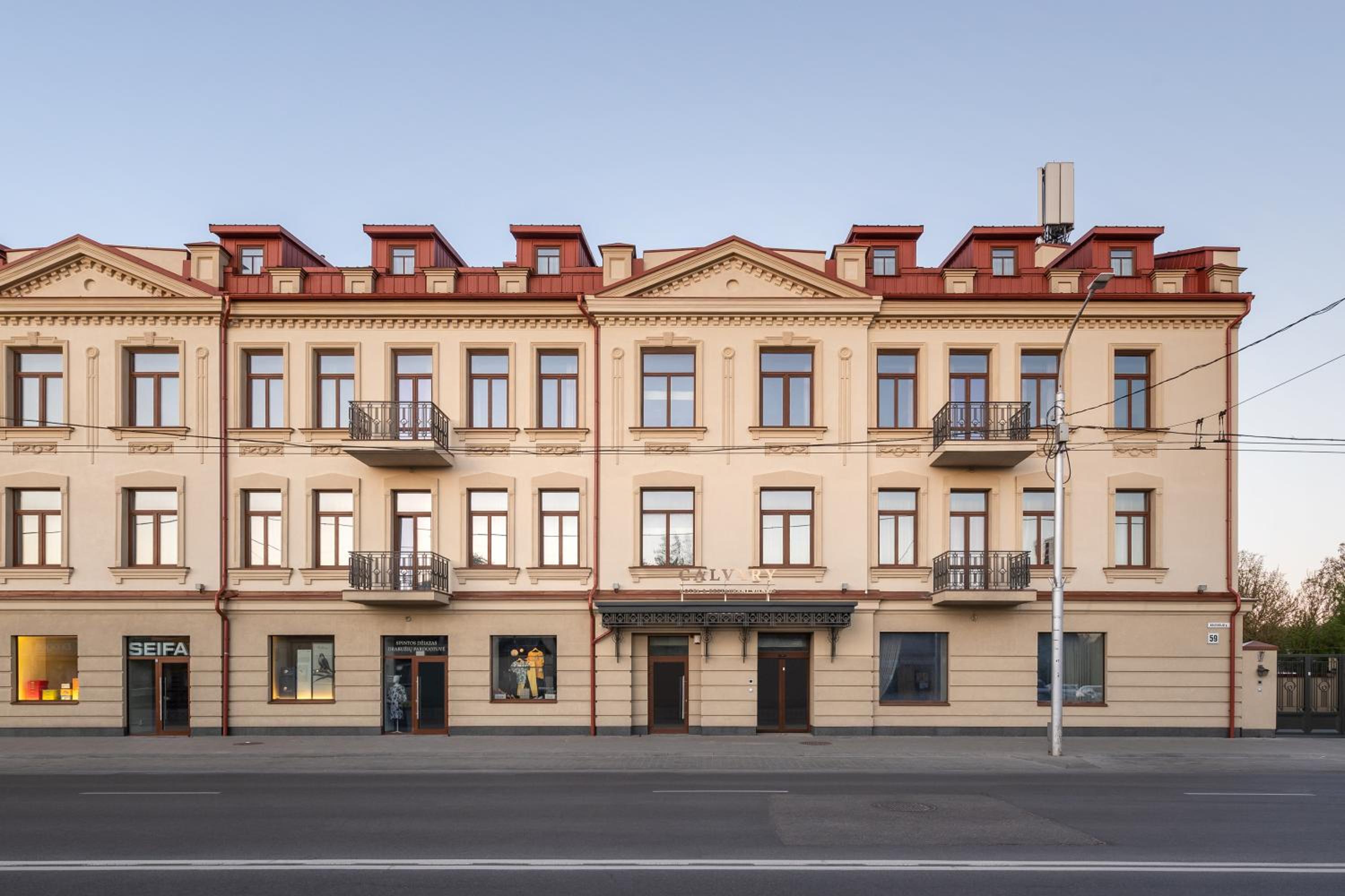 Hotel CALVARY Hotel & Restaurant Vilnius - Image 1