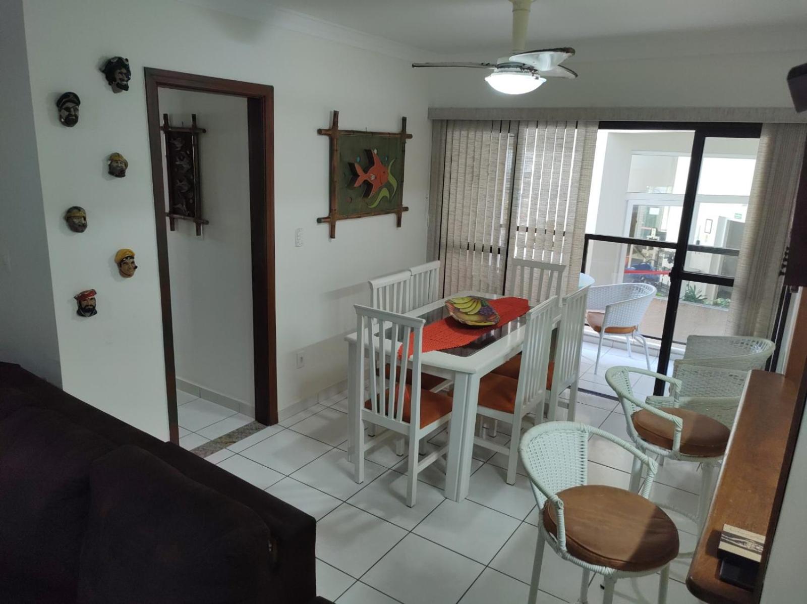 Apartamento Ubatuba - Praia grande - 80m da Praia - Até 8 Pessoas - 2 Quartos Apto 102 view 3