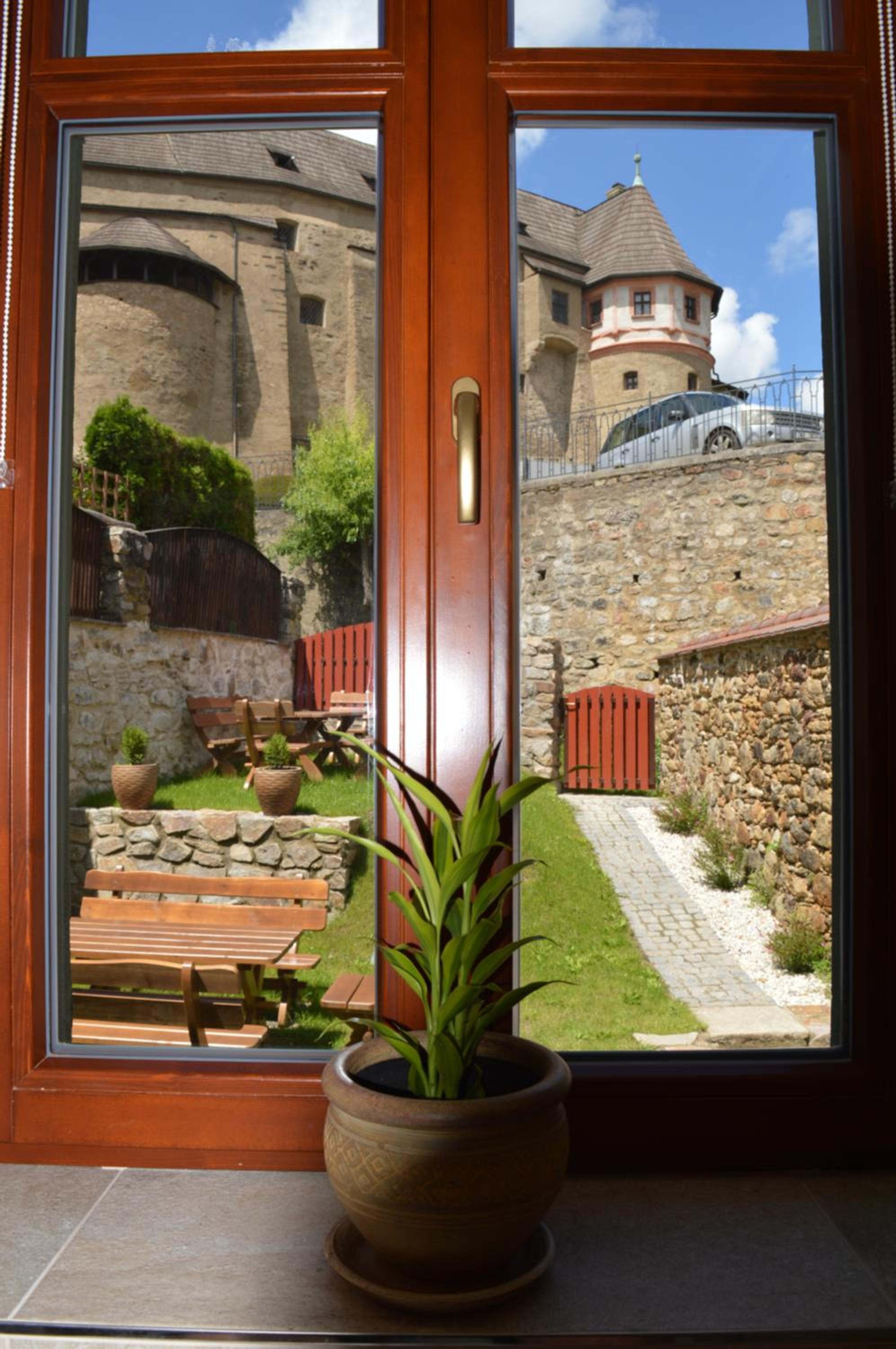 Hotel Egrensis Apartments - Image 1