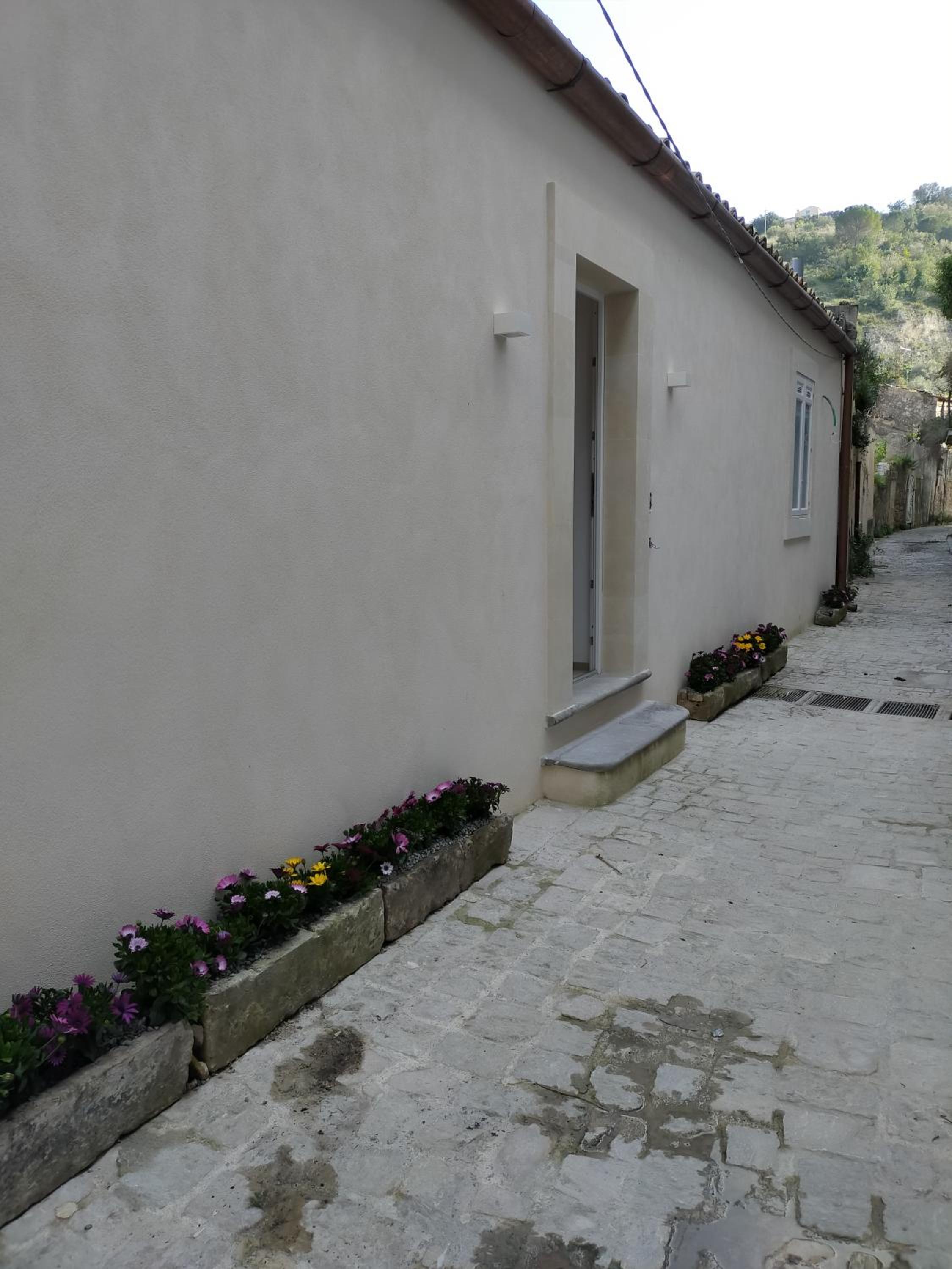 Photo 33