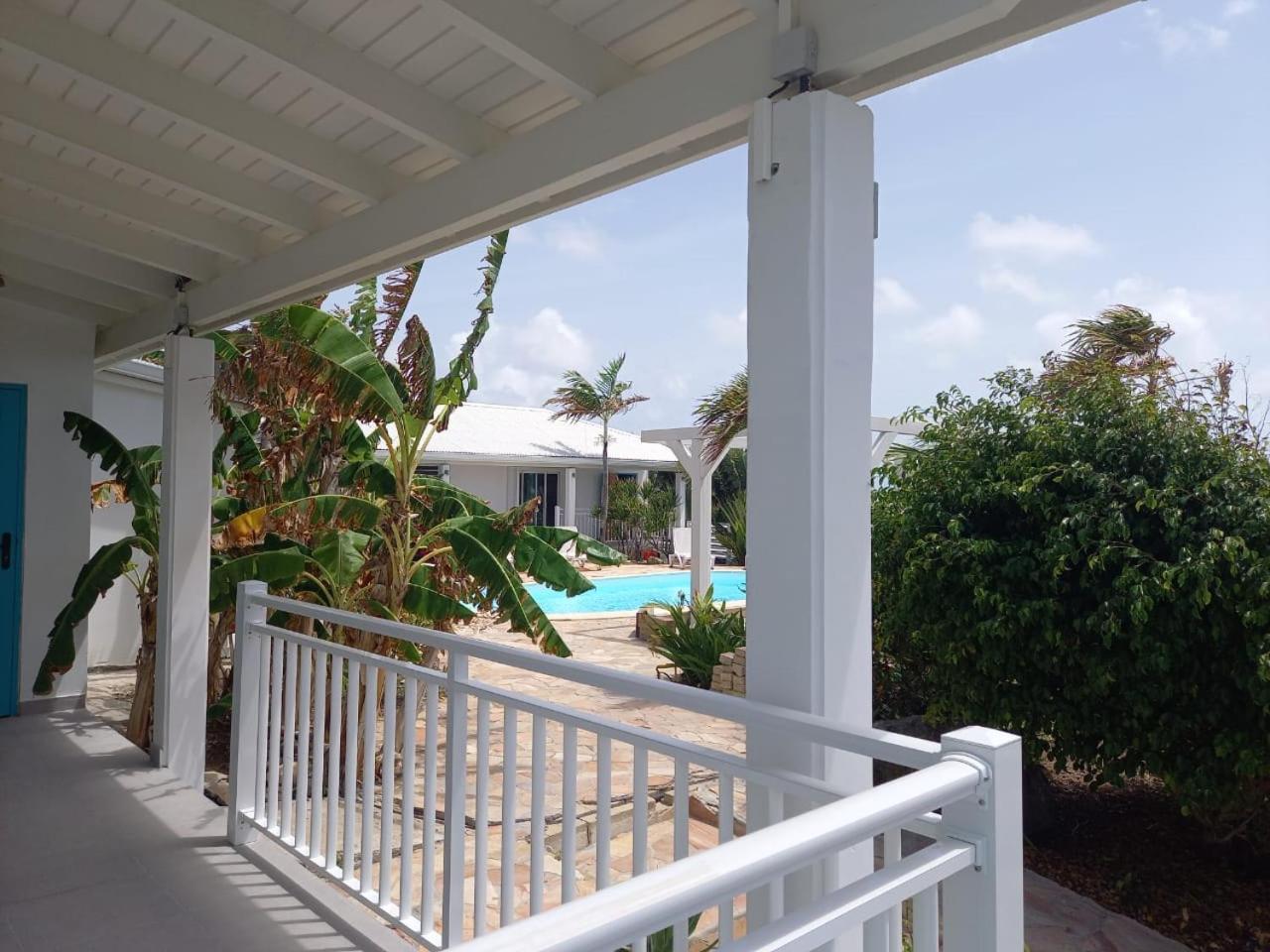TIKO LODGE SXM