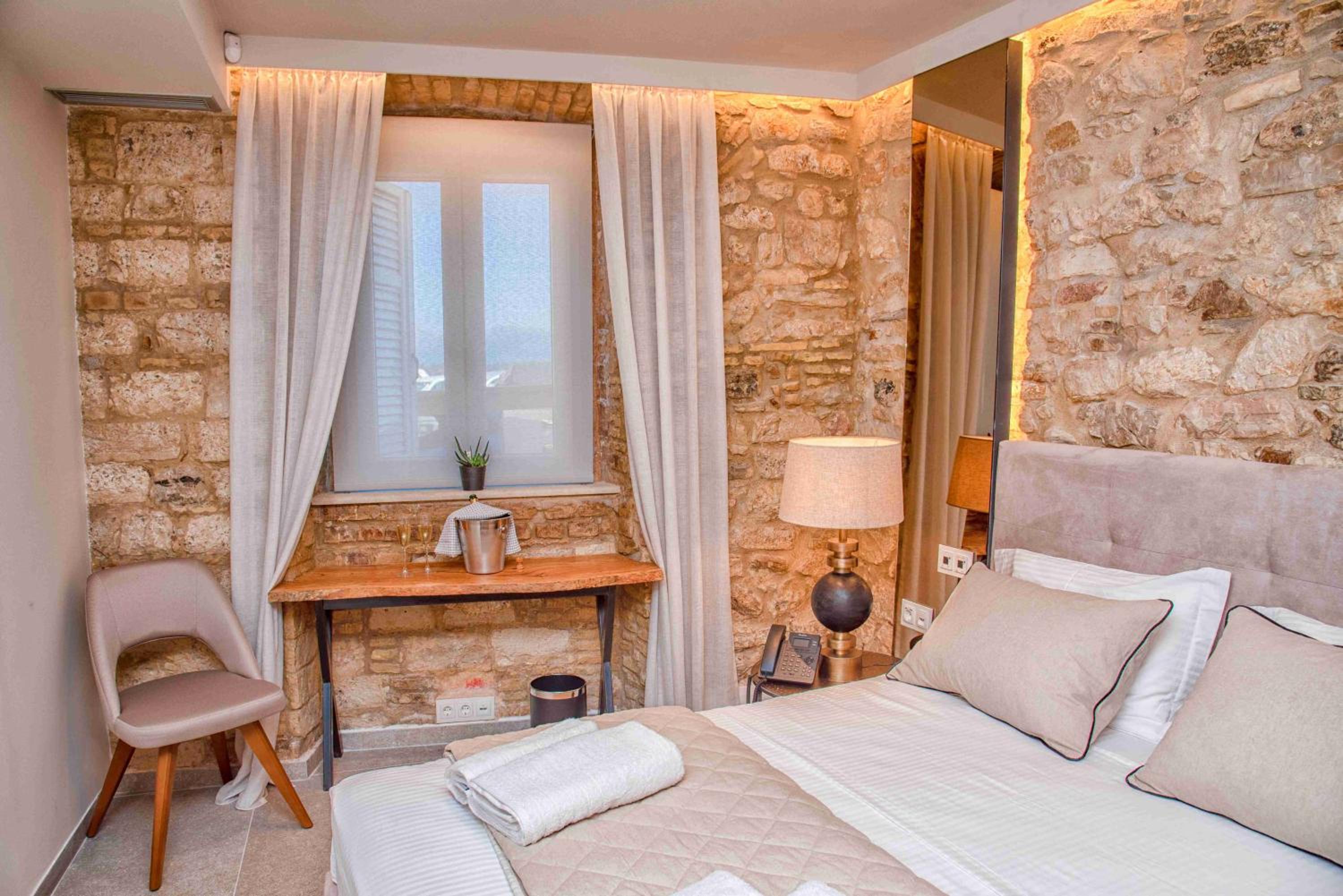 Sopra Mura Luxury Town House view 5