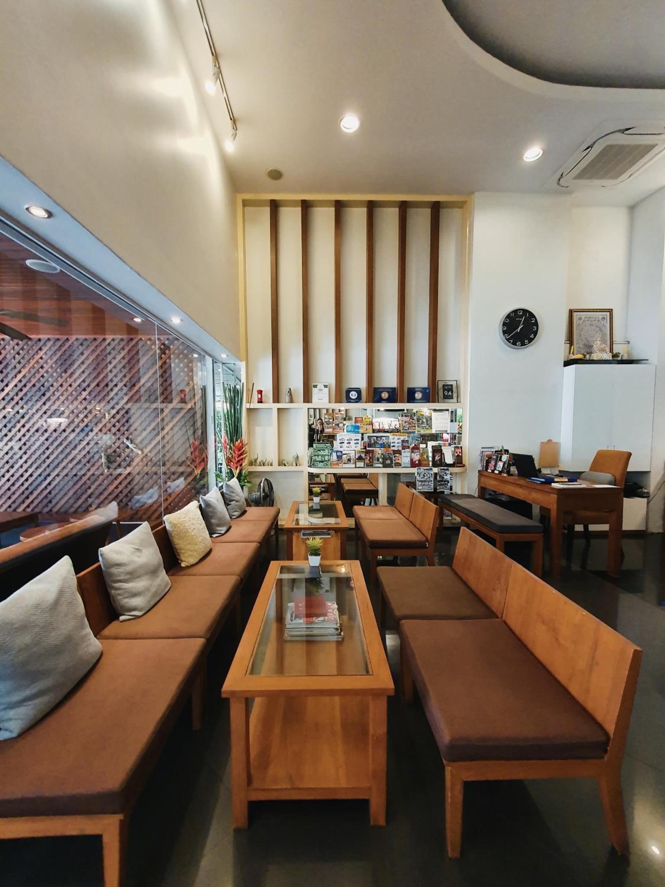 lounge