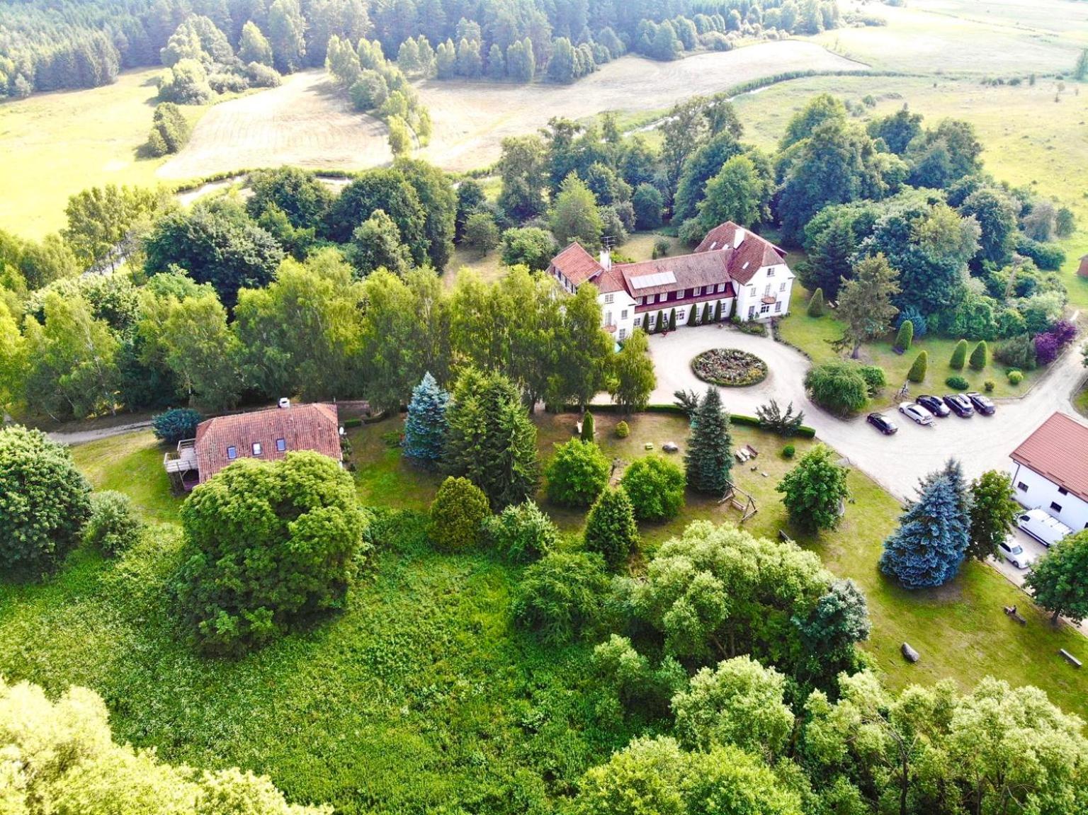 Pałac Wojciechy view 4