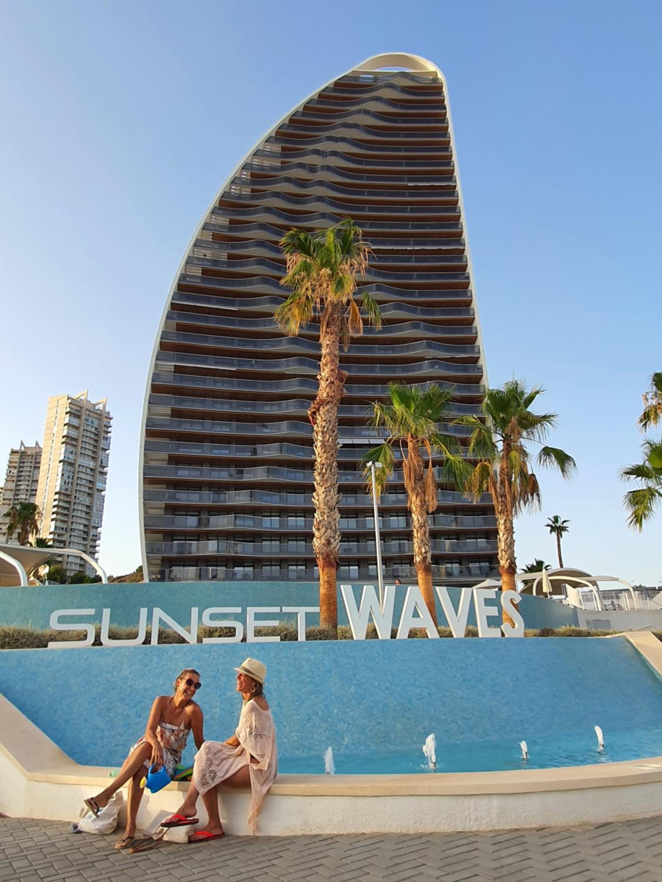 Sunset Waves Benidorm by KalmaRent