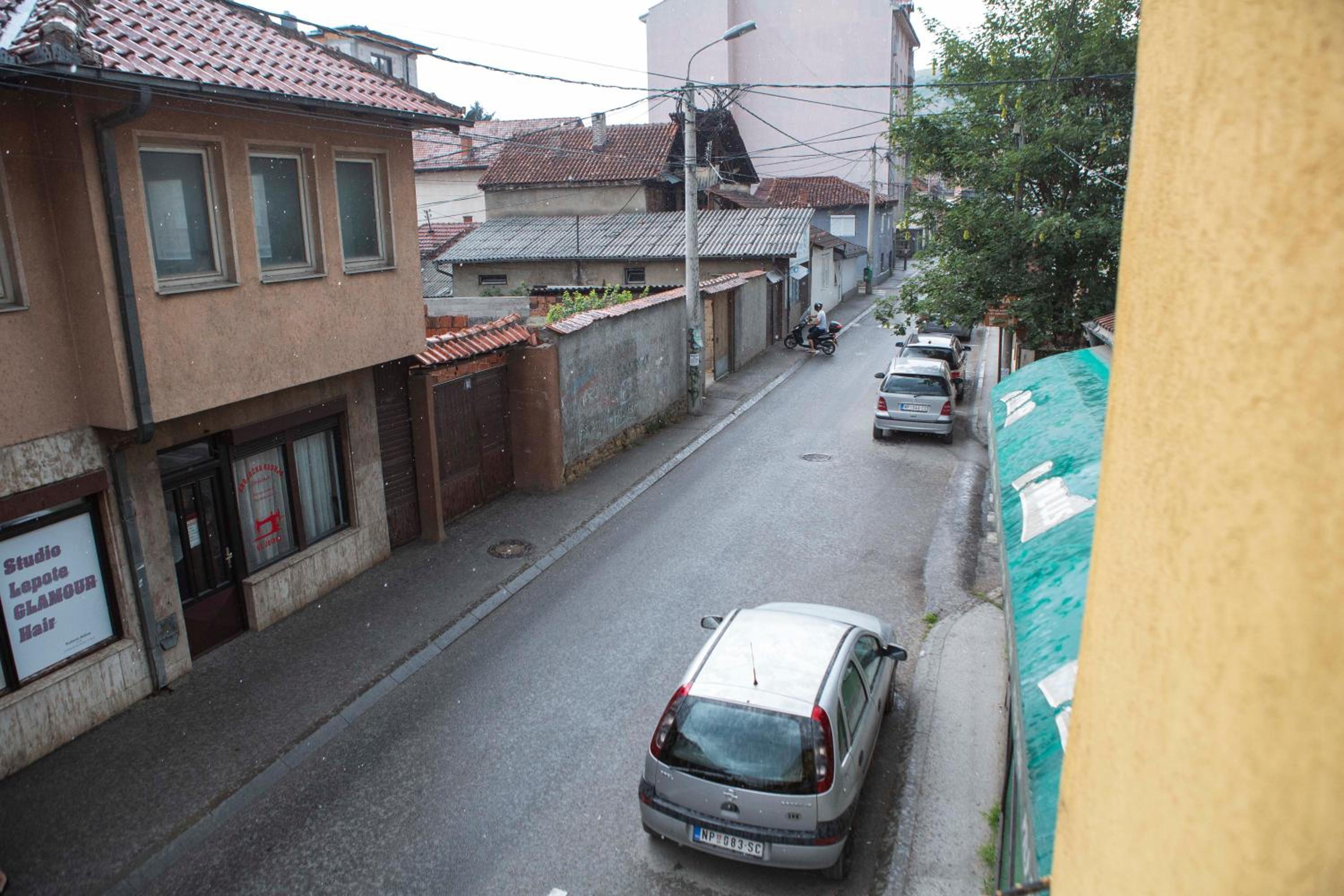 Photo 10