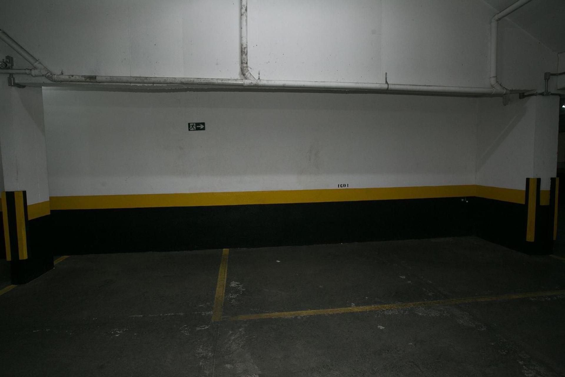 LK Barro Preto 18 view 4