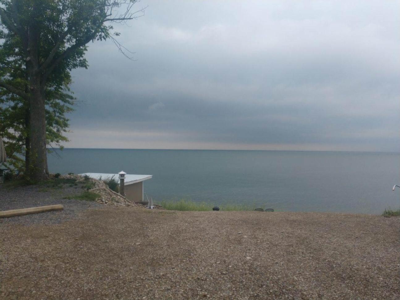 Lake View Cottage on Lake Erie