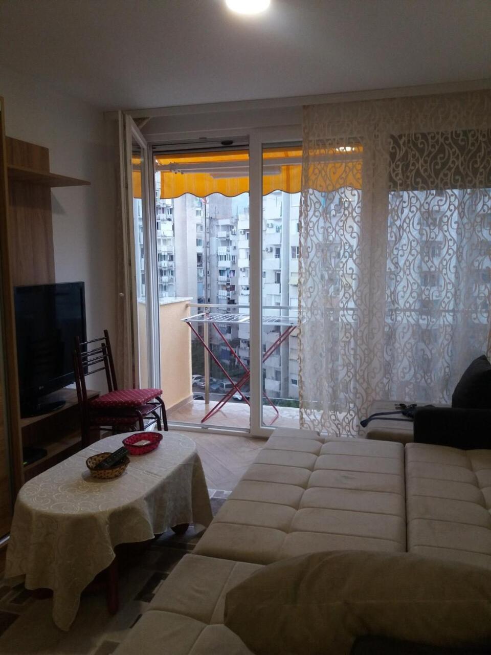 Central street apartment view 4