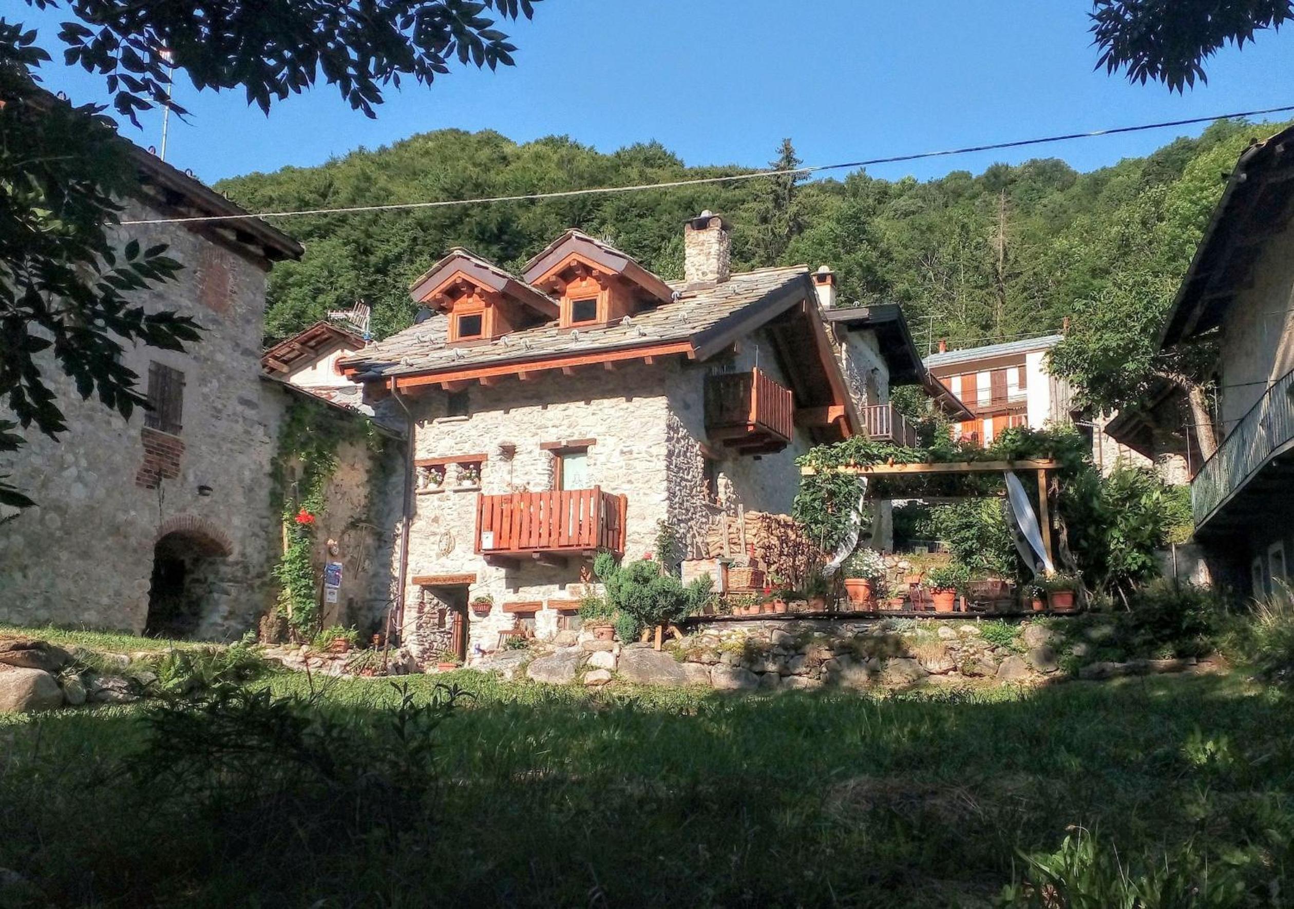 B&B L'Abric - centro storico di Limonetto