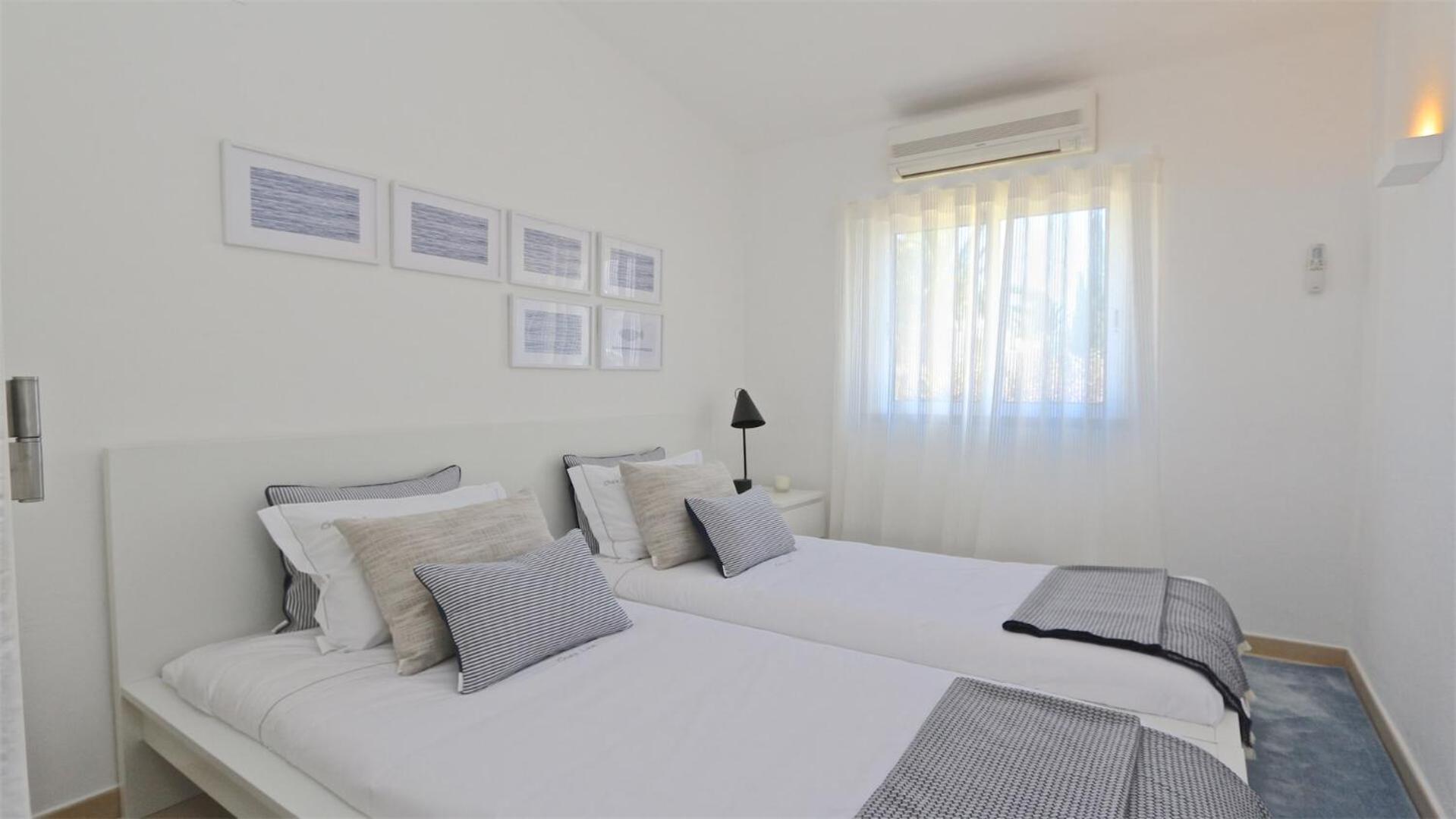 Vila Chez Lee, 219 Aldeia do Golf-CleverDetails - Sleeps 6, quiet area view 3