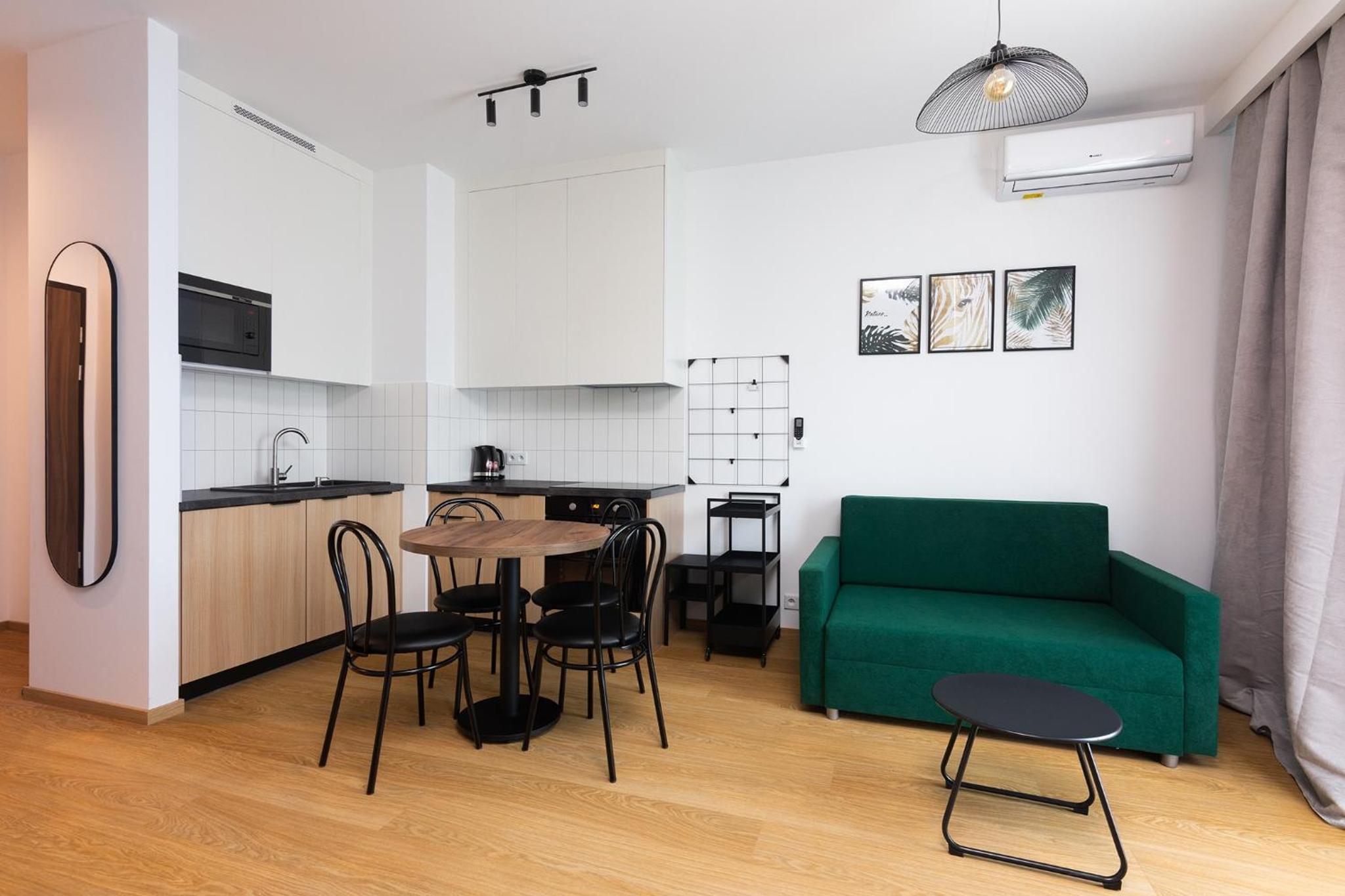 Apartments nearto Main Railway Station view 5