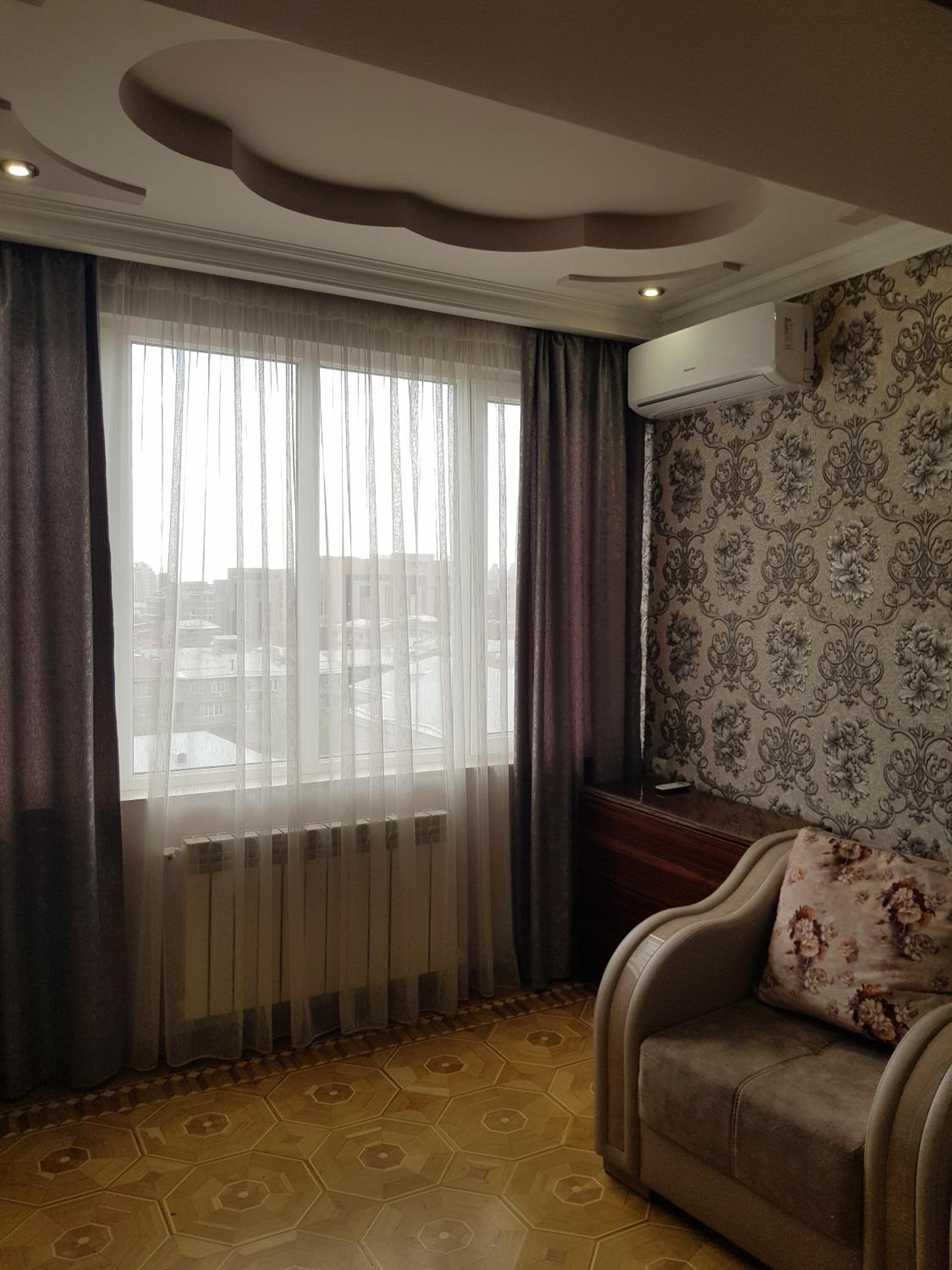 Luxury Apartment-1 in the Center of Yerevan, Safaryans Family