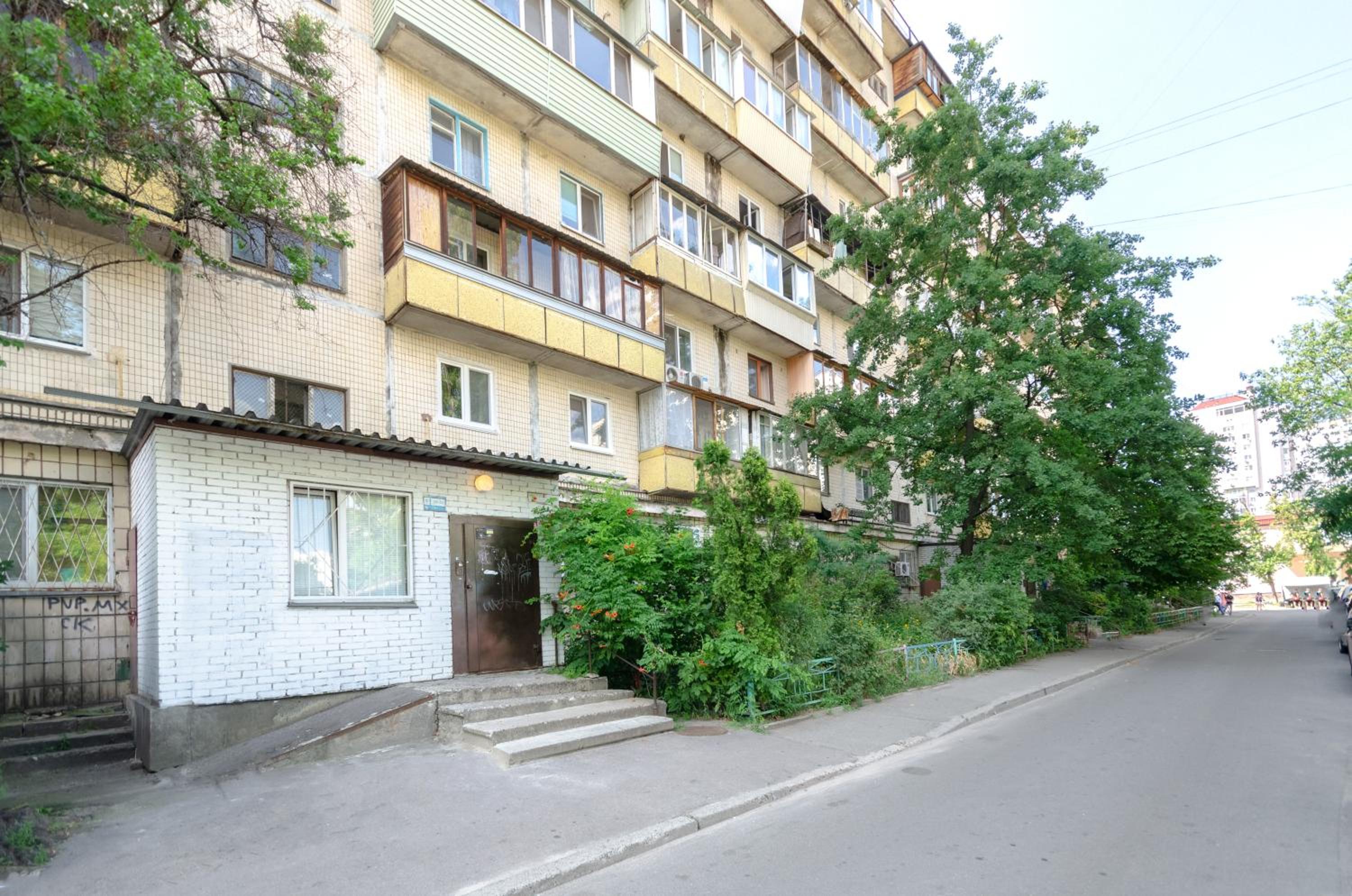 Photo 33