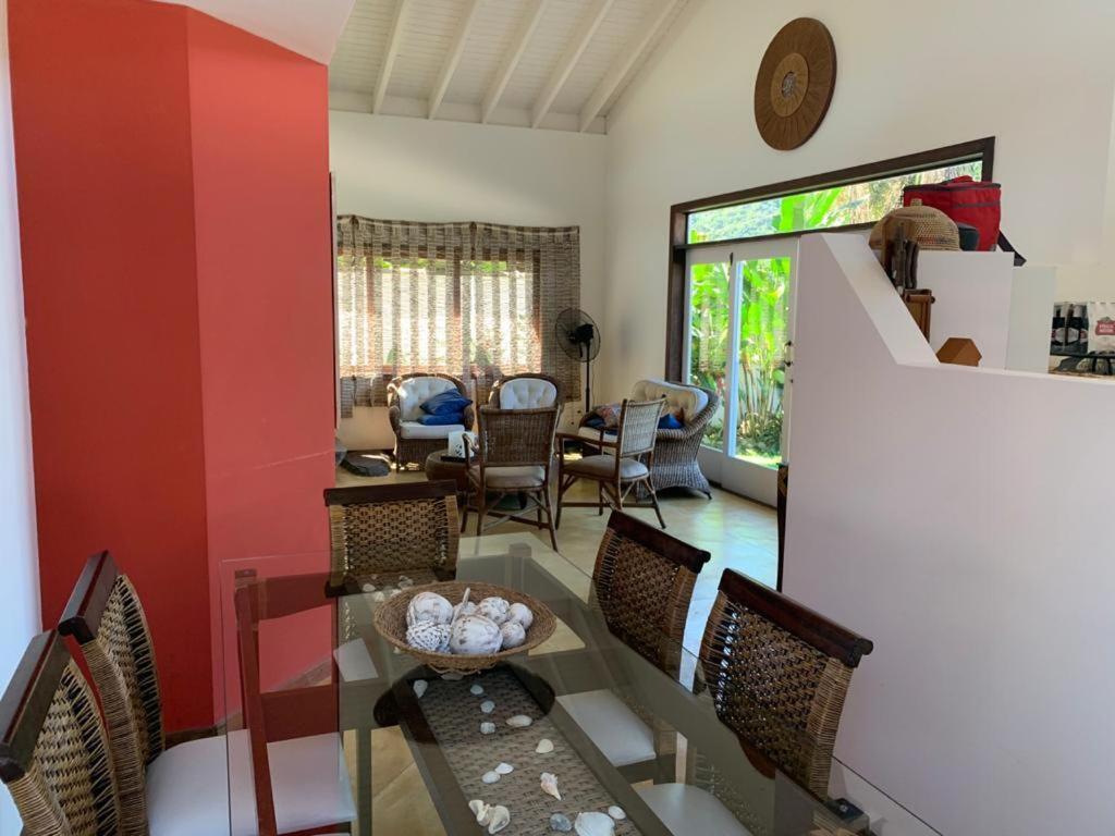 CASA UBATUBA CONDOMINIO FECHADO