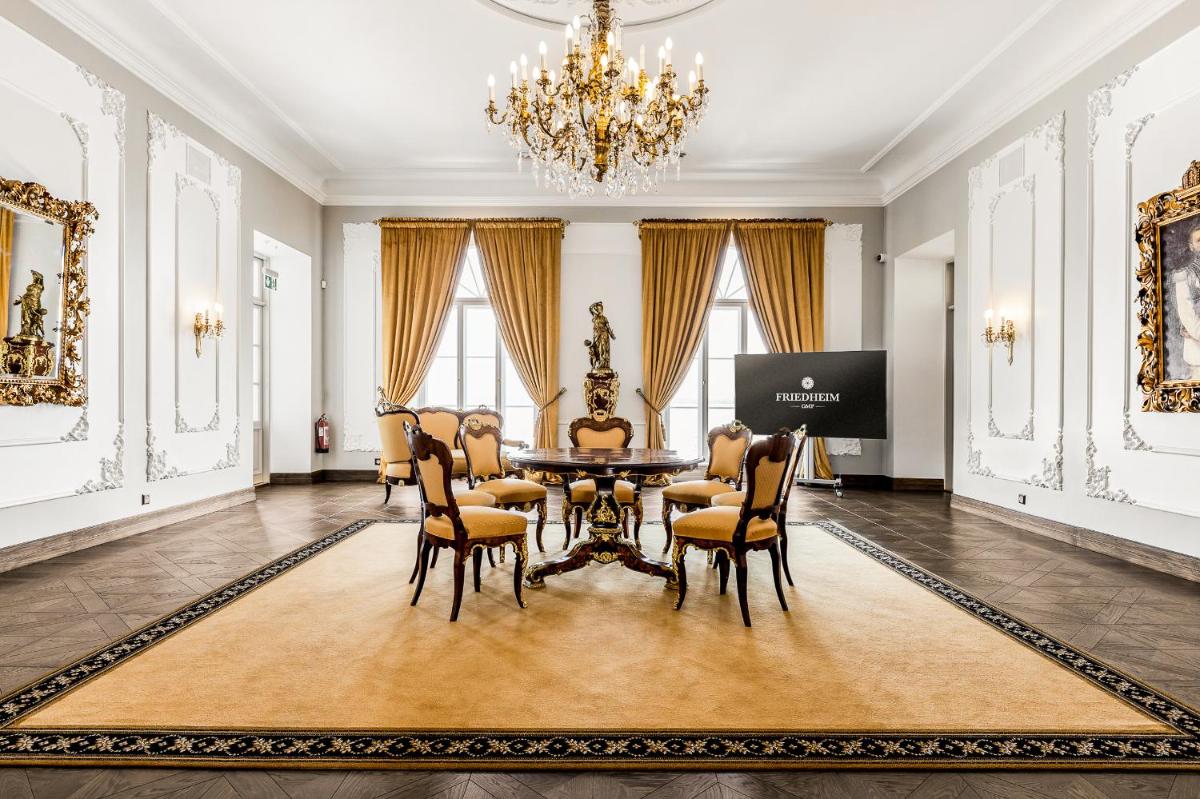 meeting room