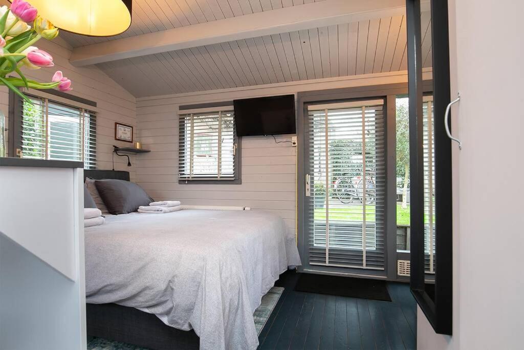 Tiny House Boatshed view 4