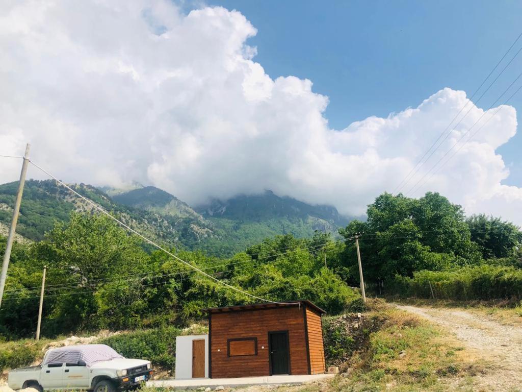 Guest House Qafe Dardha - Tomorr National Park