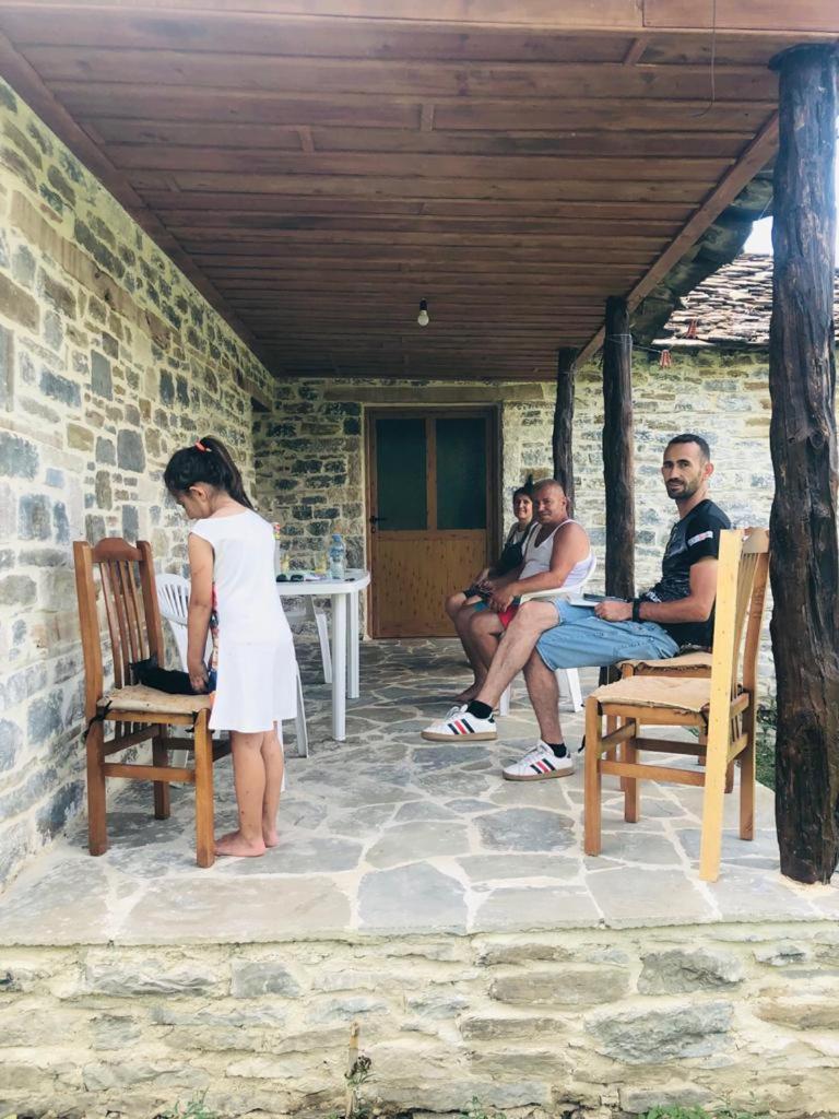 Guest House Qafe Dardha - Tomorr National Park