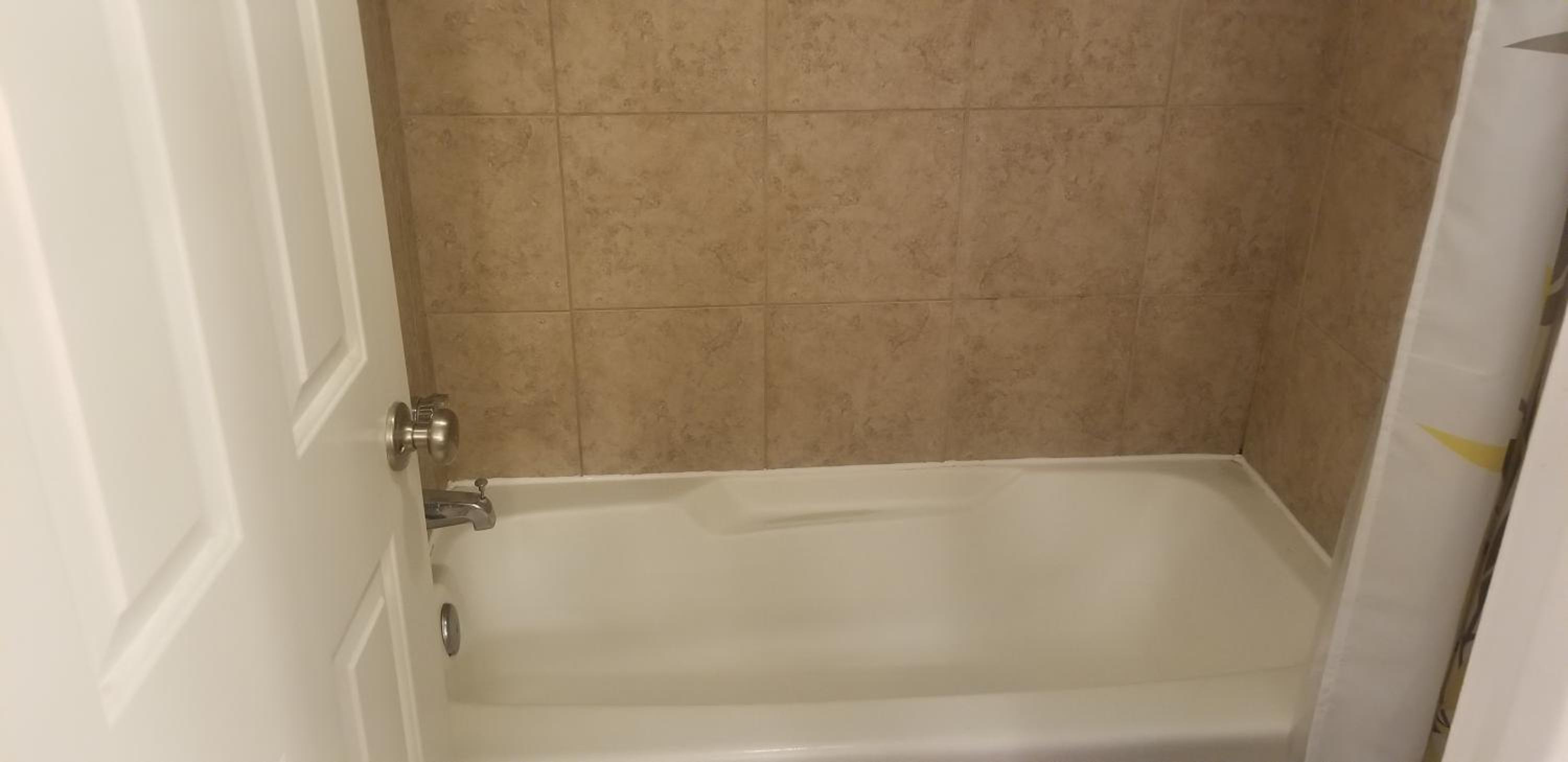 Mesa Riverview Townhouse - Property Image 2