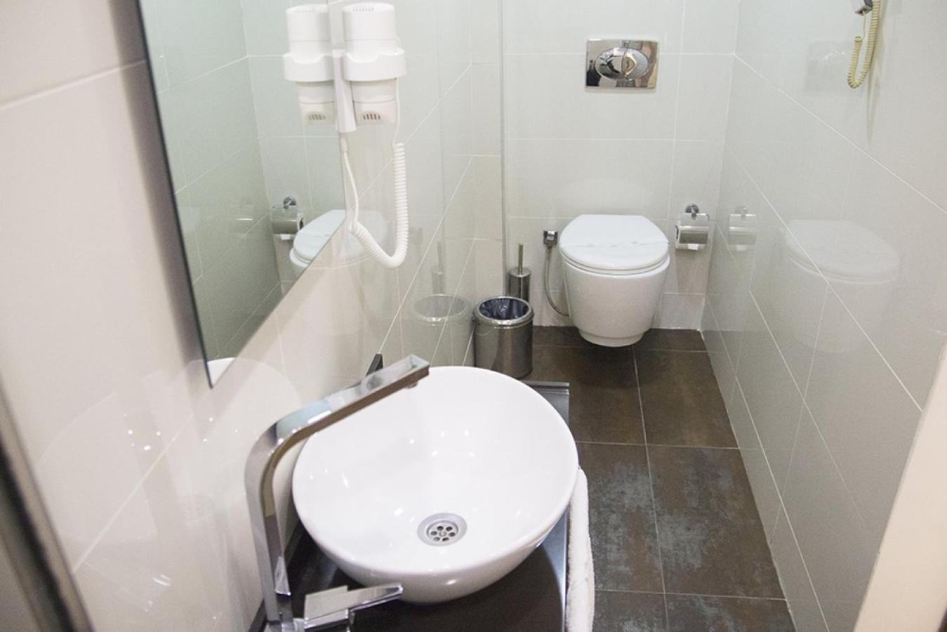 The 22 Hotel - Image 16