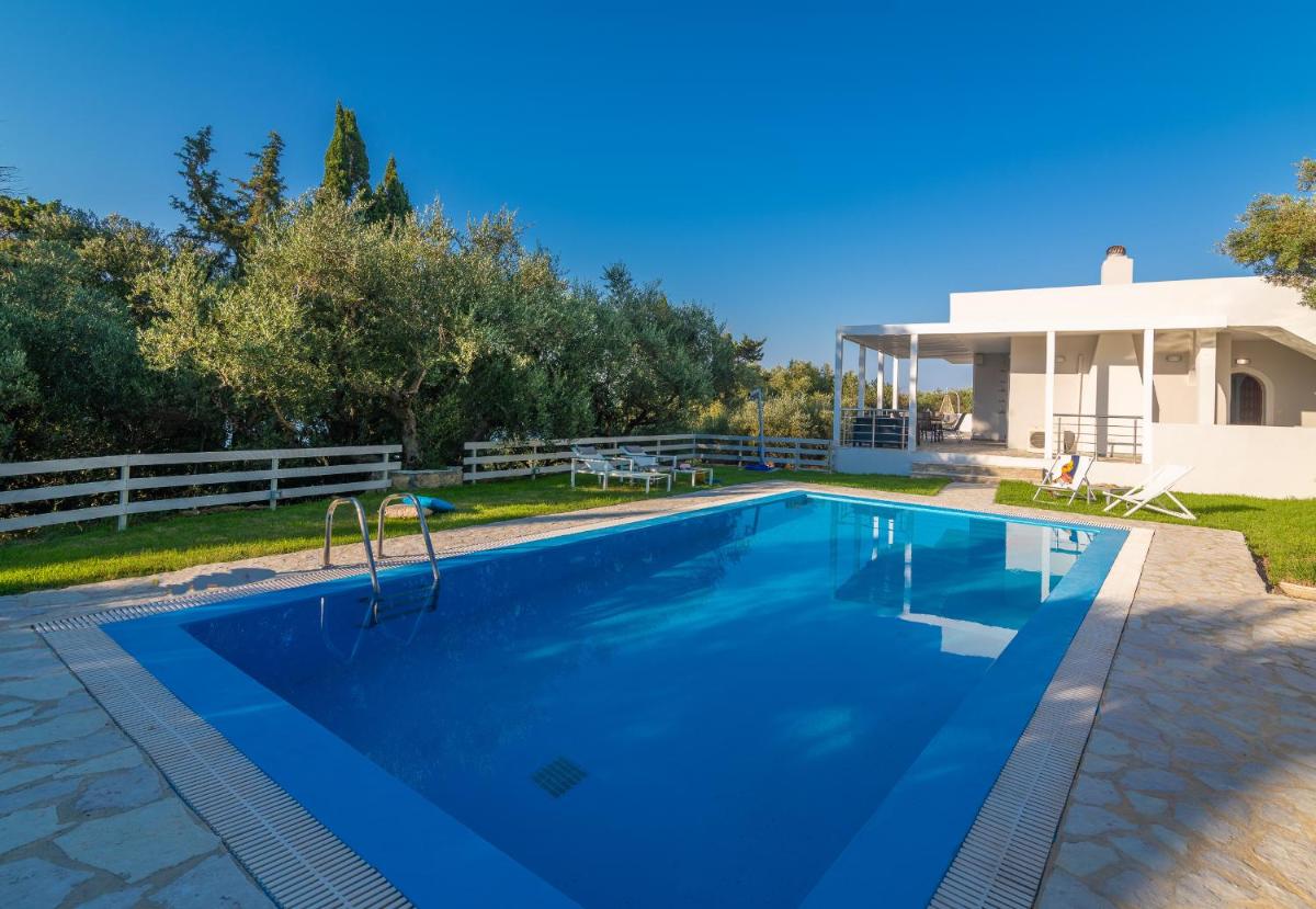 Ammoudi Harmony Villa photo 4