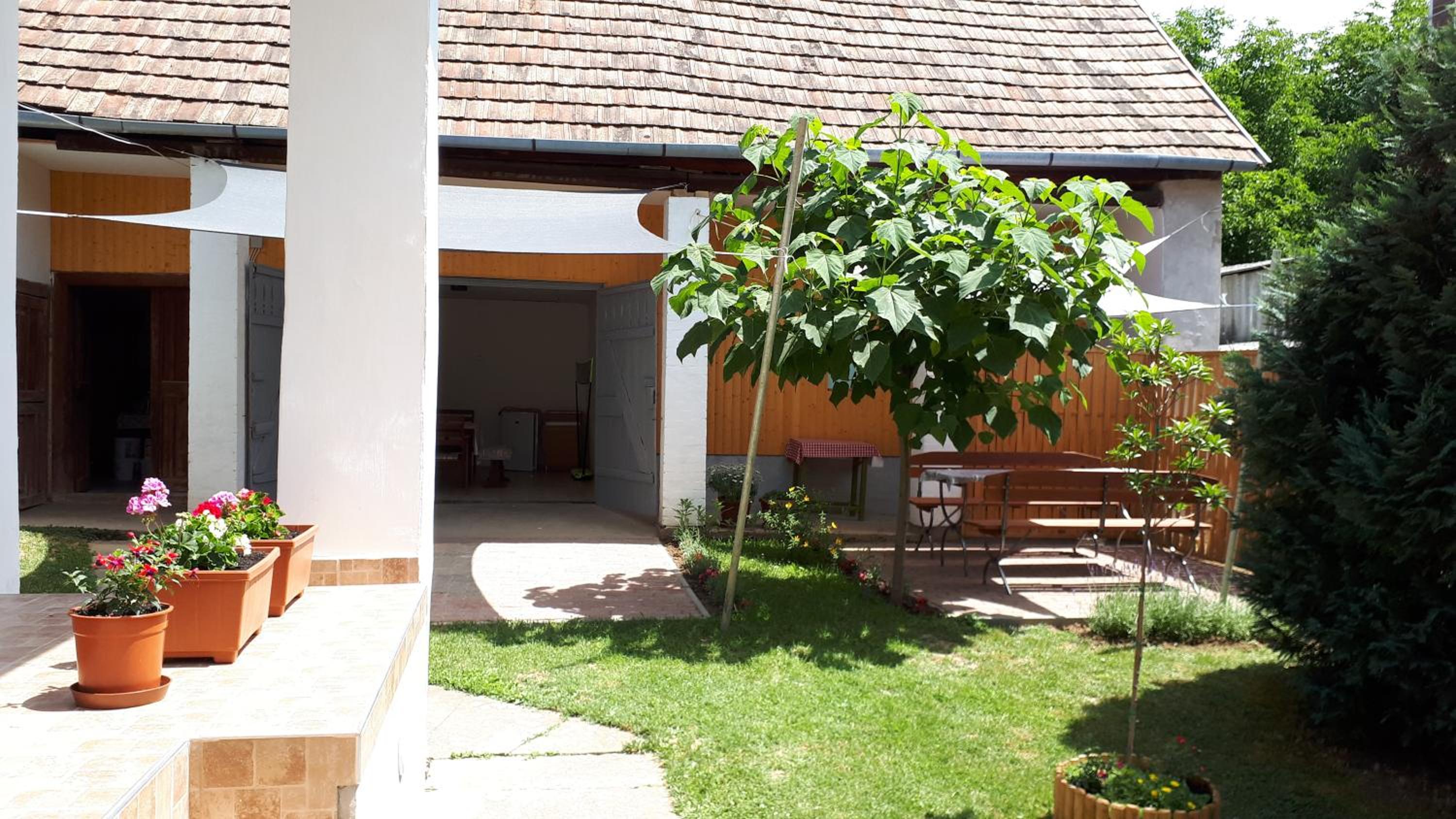 JOLANDA Vendégház view 2