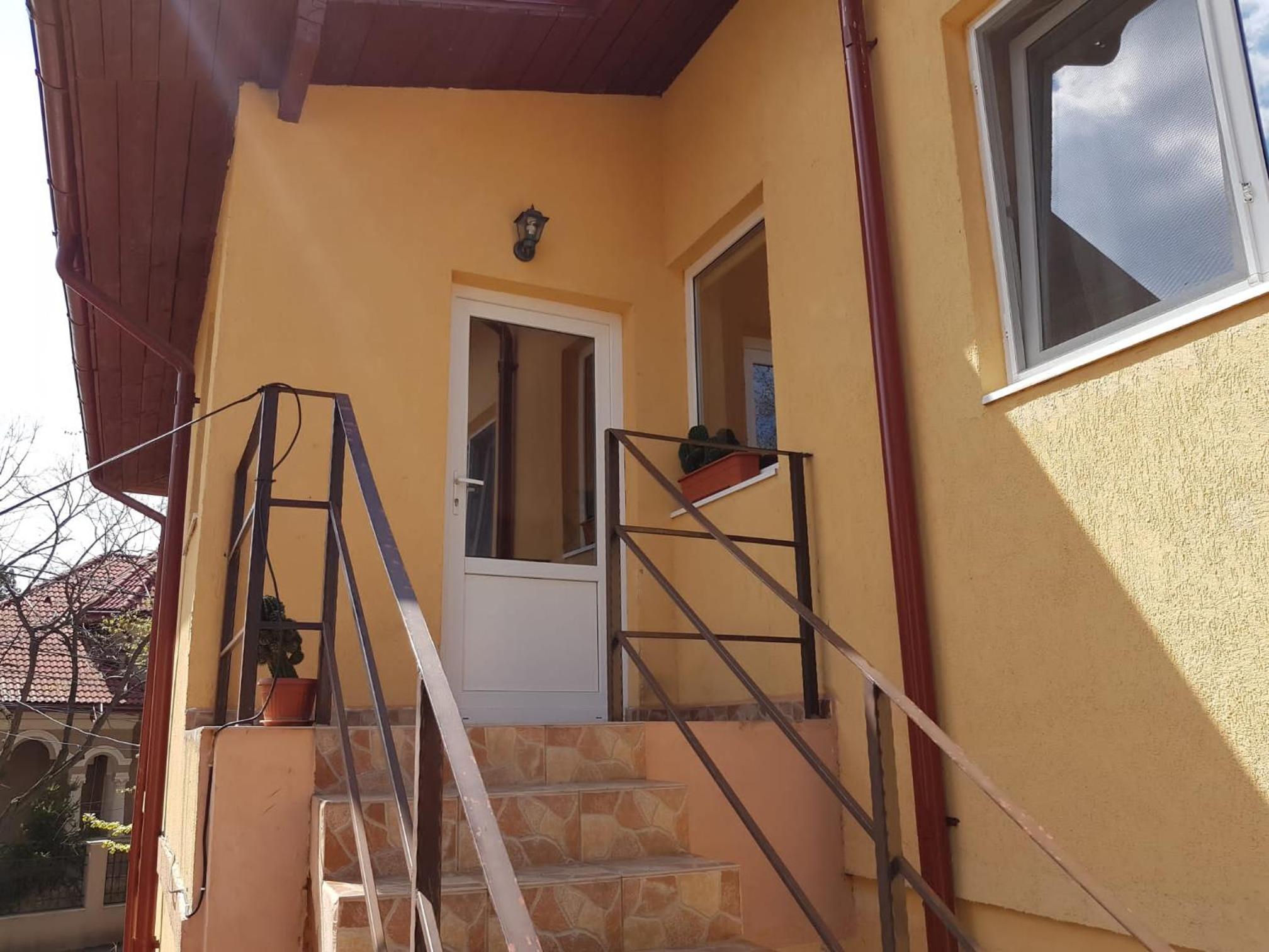 Sasha's Place view 2