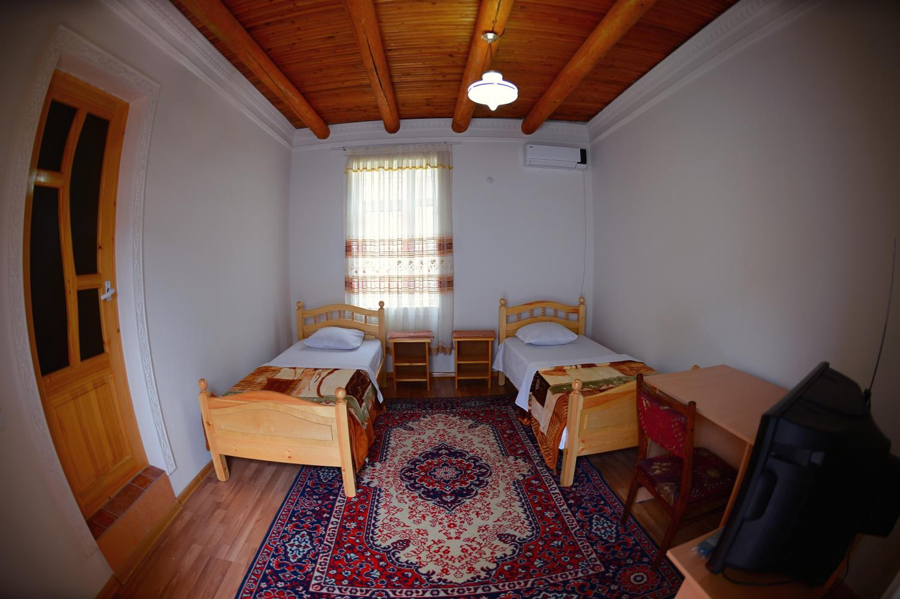 Photo 9