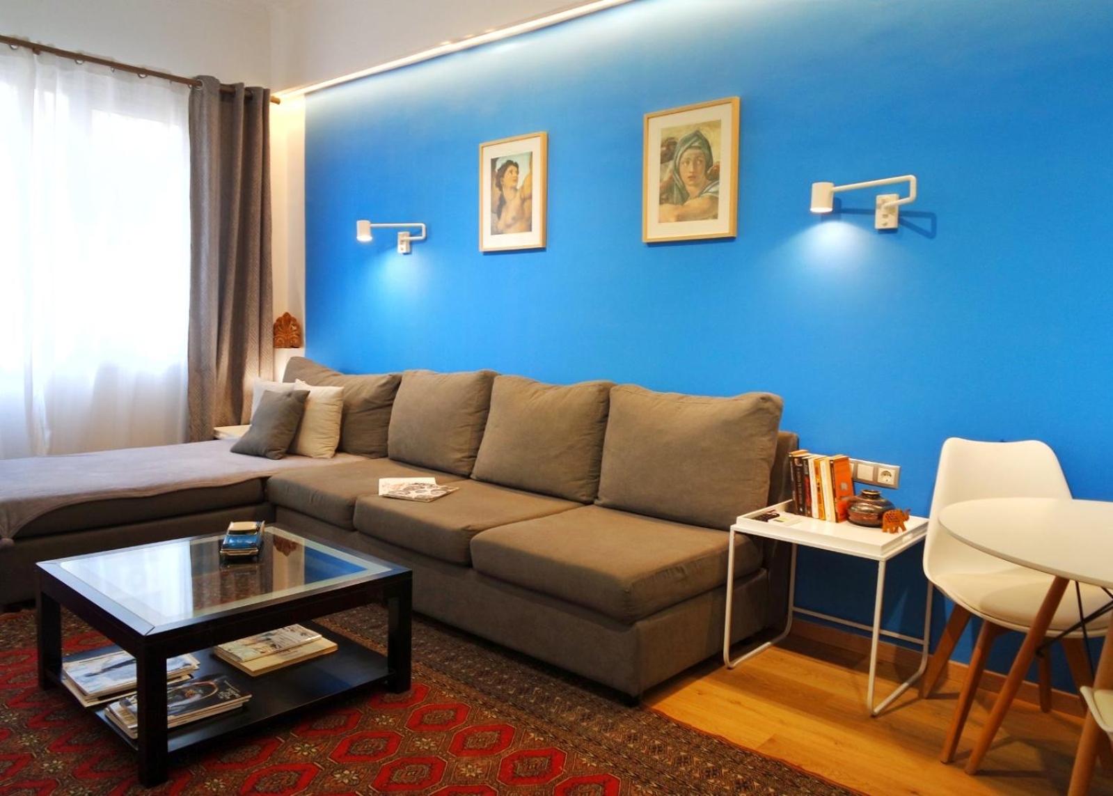 Royal Blue Grand Suite No 3 view 5