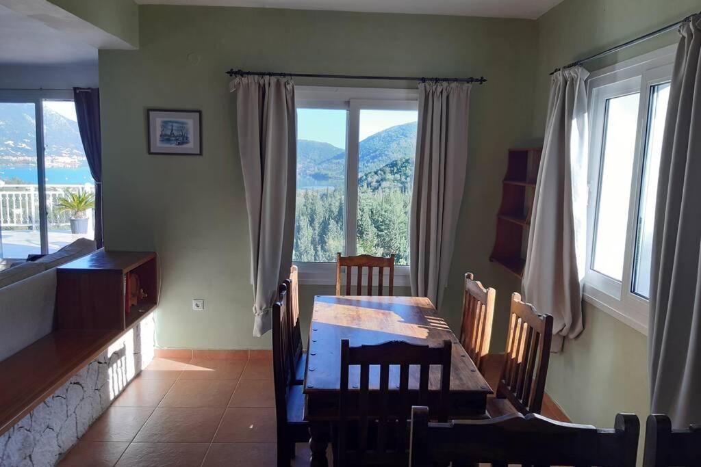 Villa Sunrise with stunning views and private pool view 4